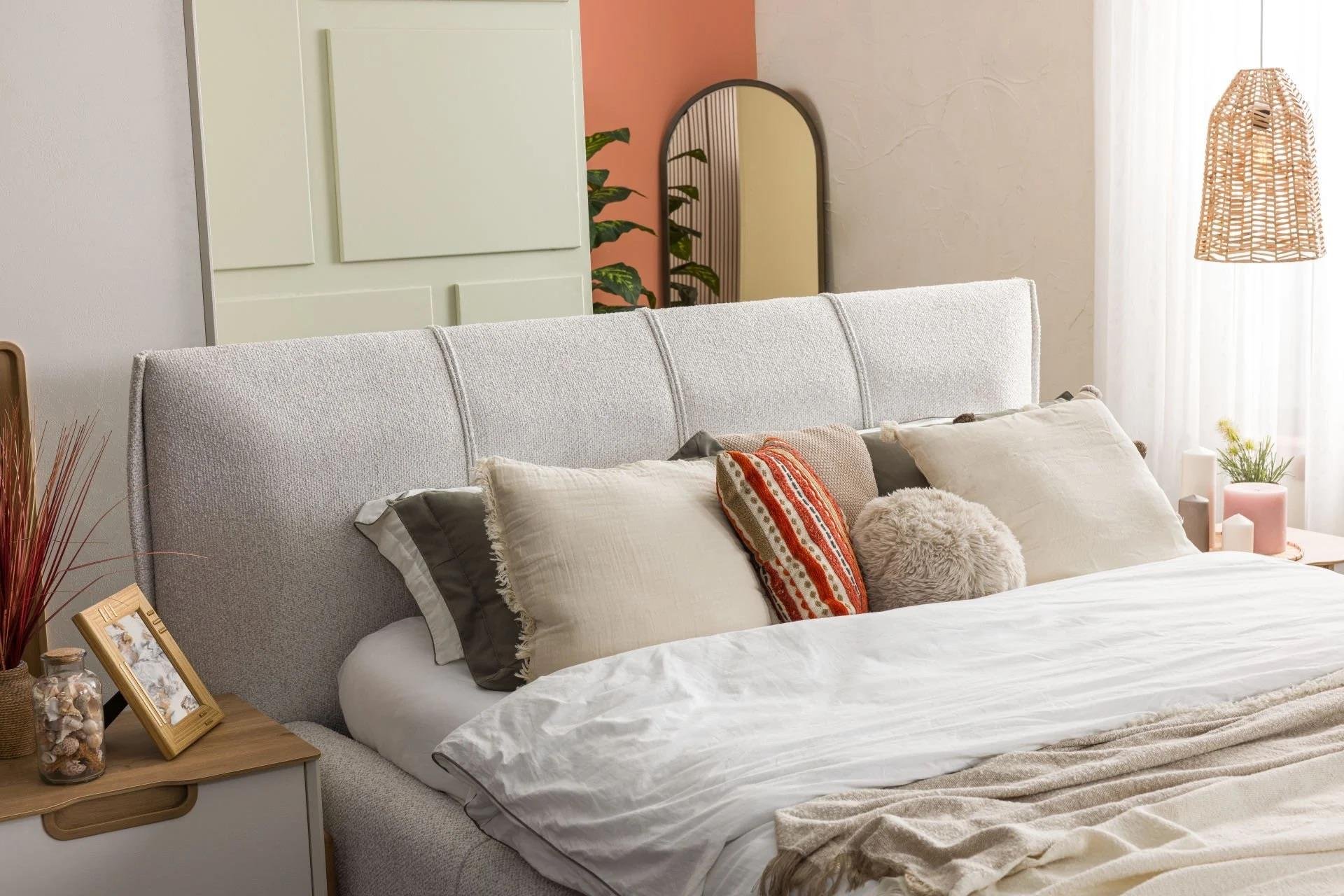 Cara Bedroom Set