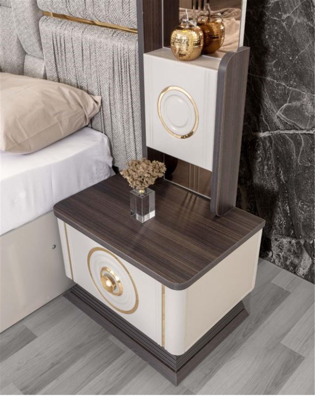 Lorea Bed Room Set 