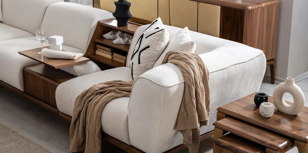 Mary Sectional Set