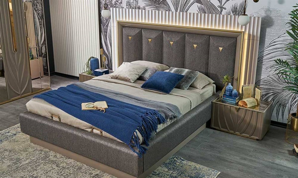 Quintessential Bed Room Set