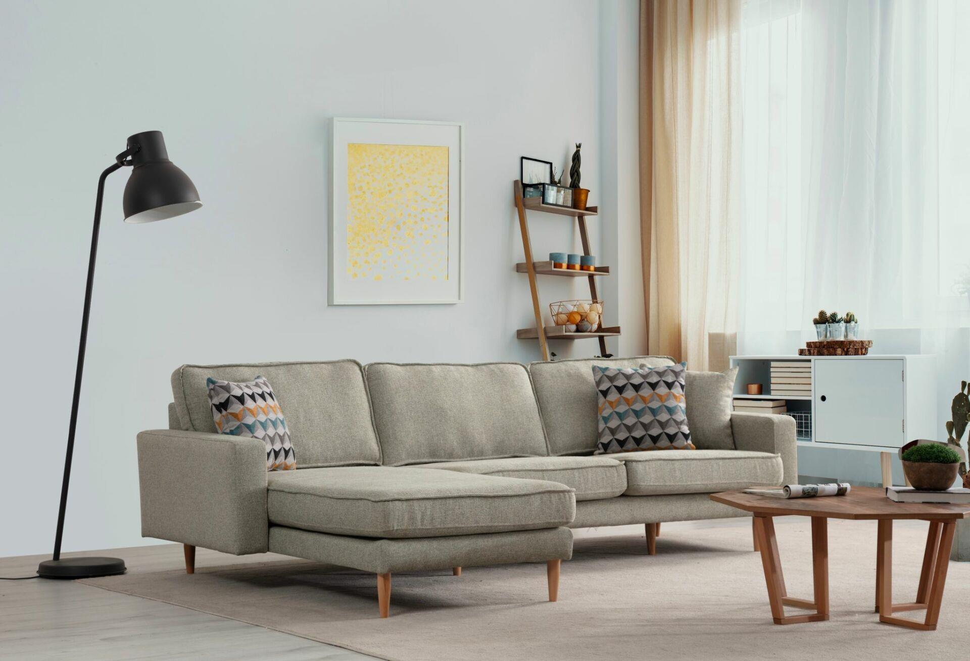 Ravello Sectionals Sofa Set
