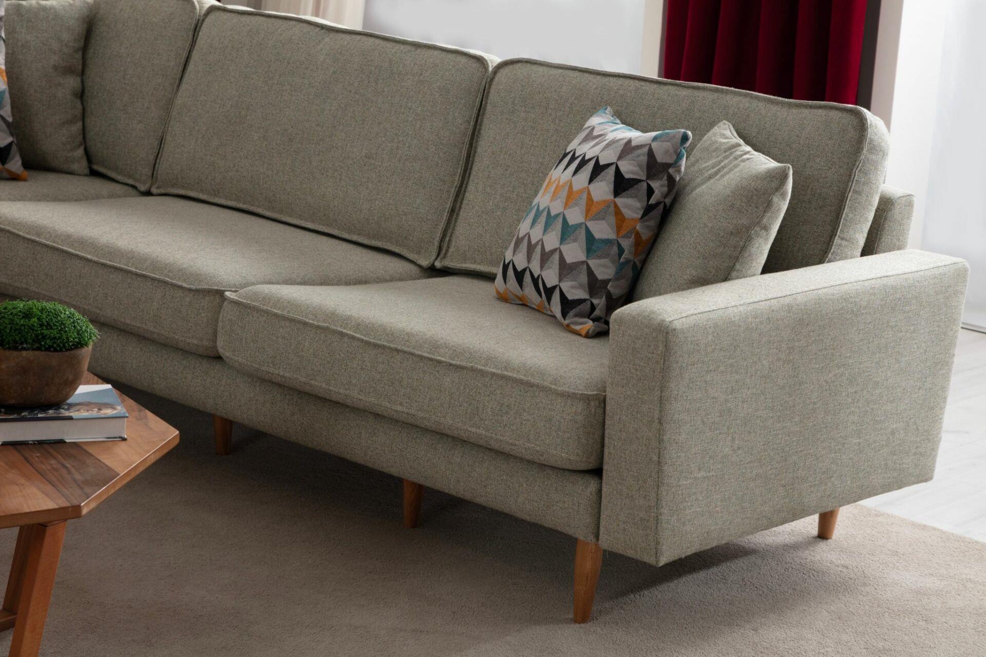 Ravello Sectionals Sofa Set