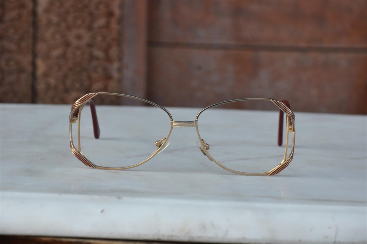 optik çerçeve
