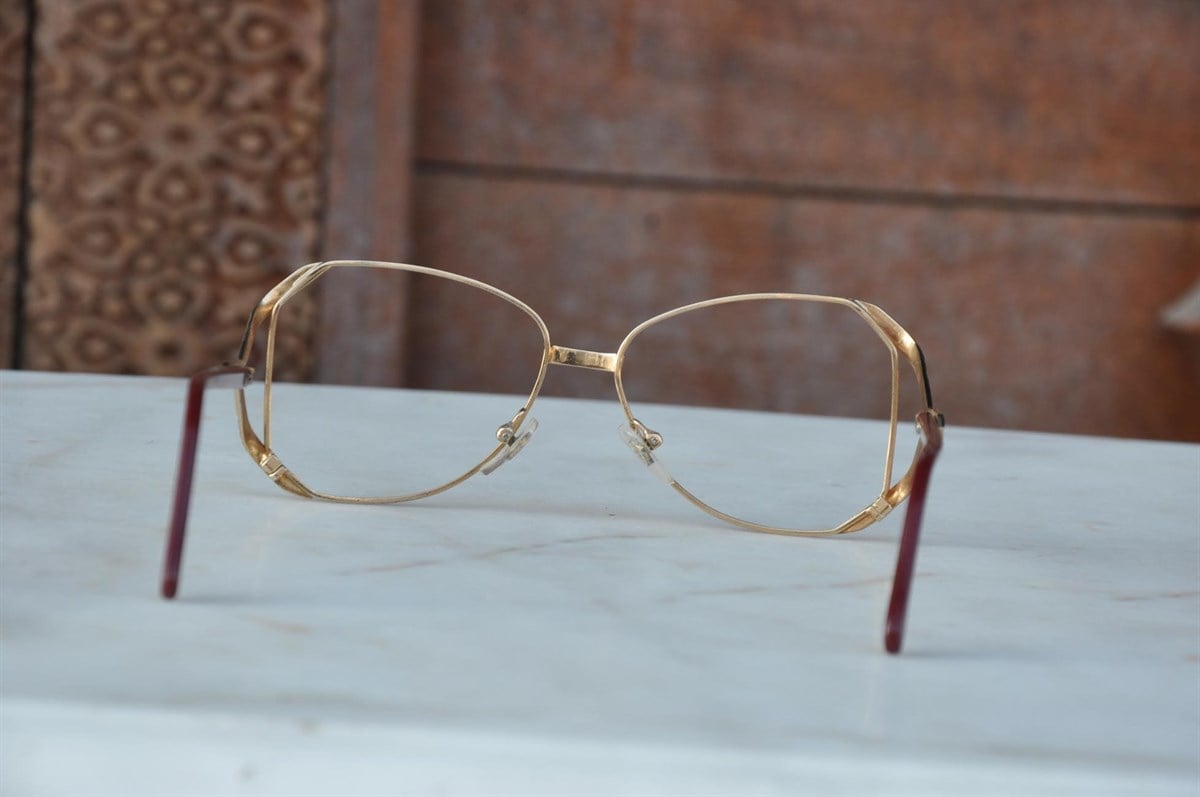 optik çerçeve