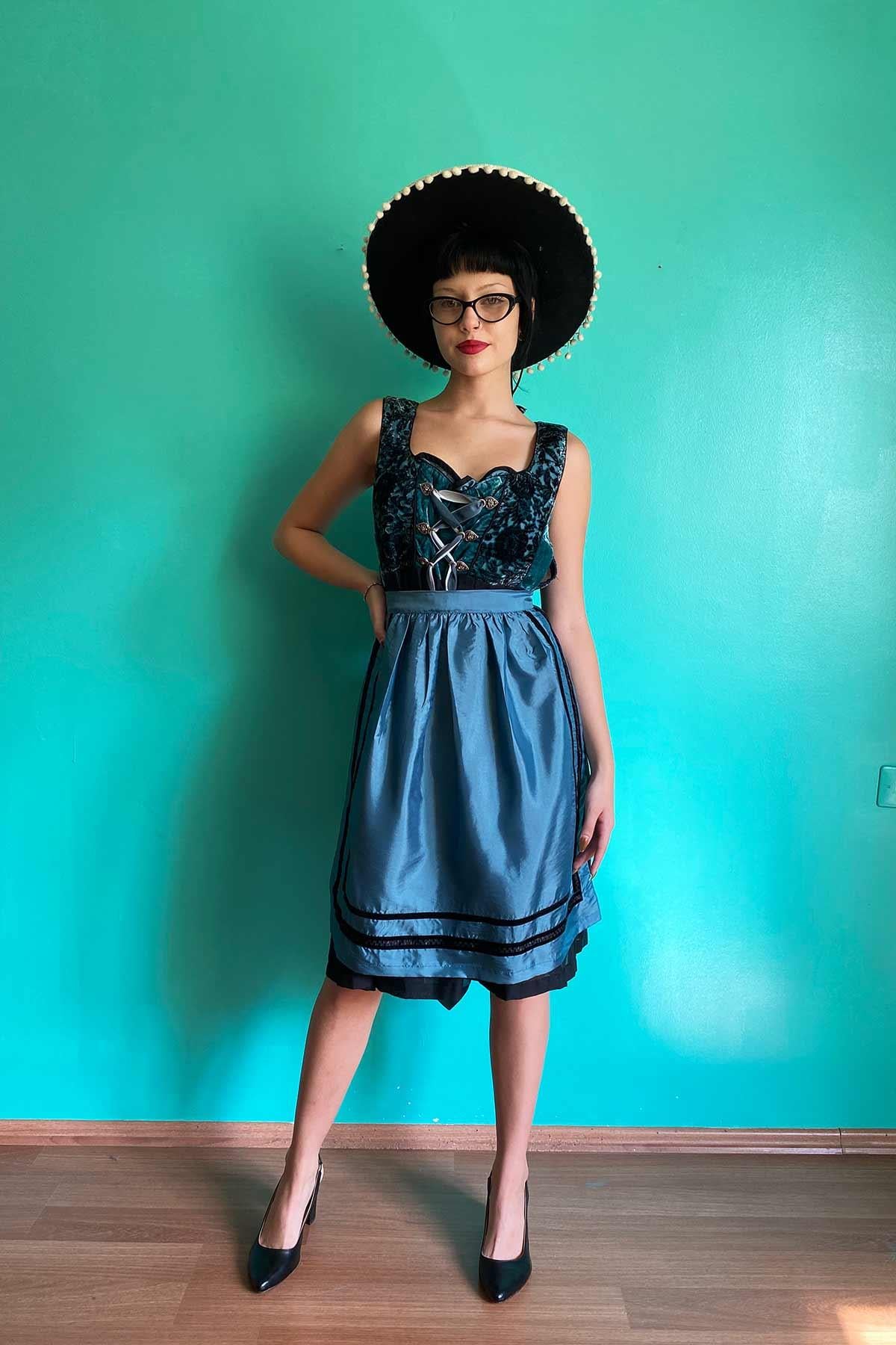 Vintage Bavyera Elbise
