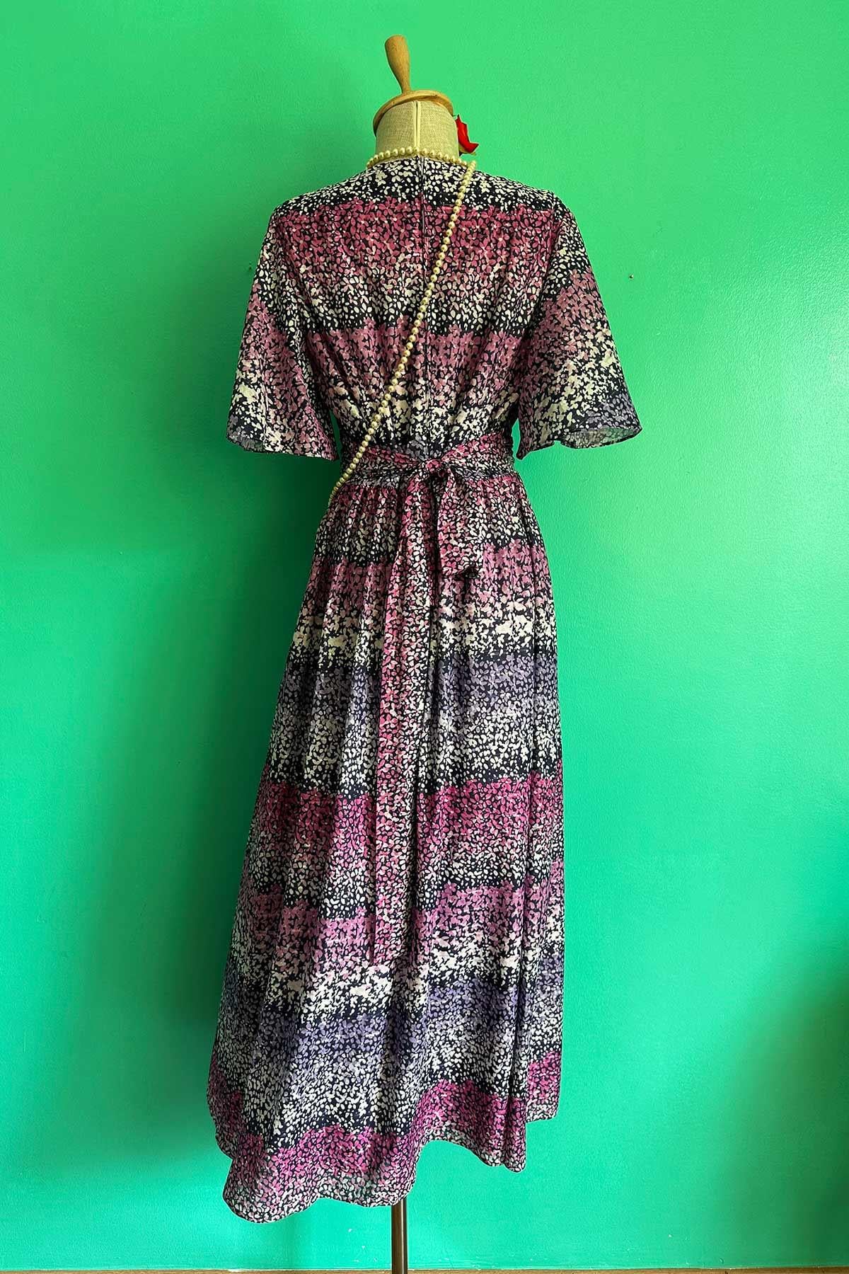 Vintage Kısa Kol Uzun Elbise