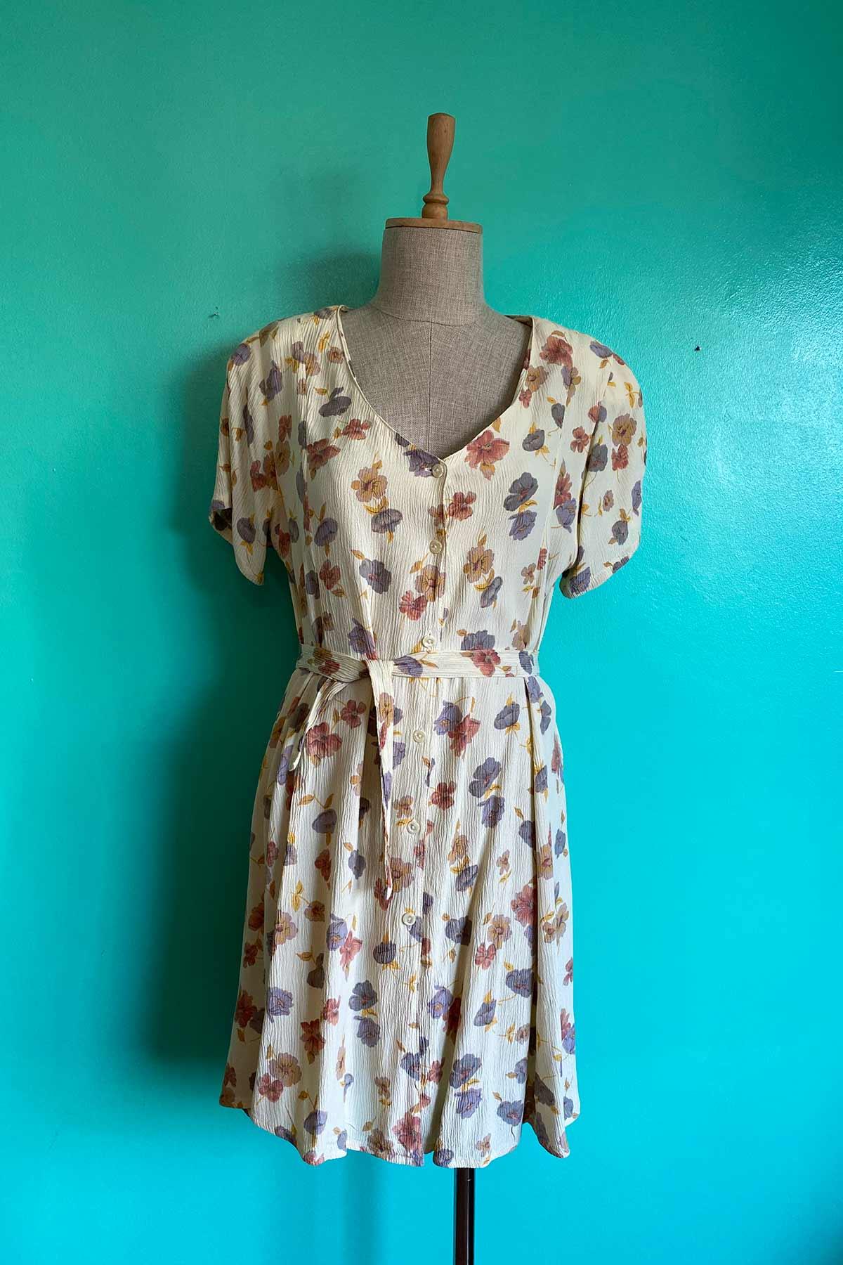 Vintage Kuşaklı Elbise