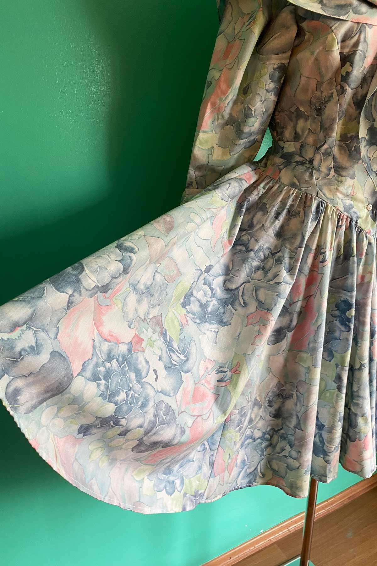 Vintage Maxi Yaka Pileli Elbise