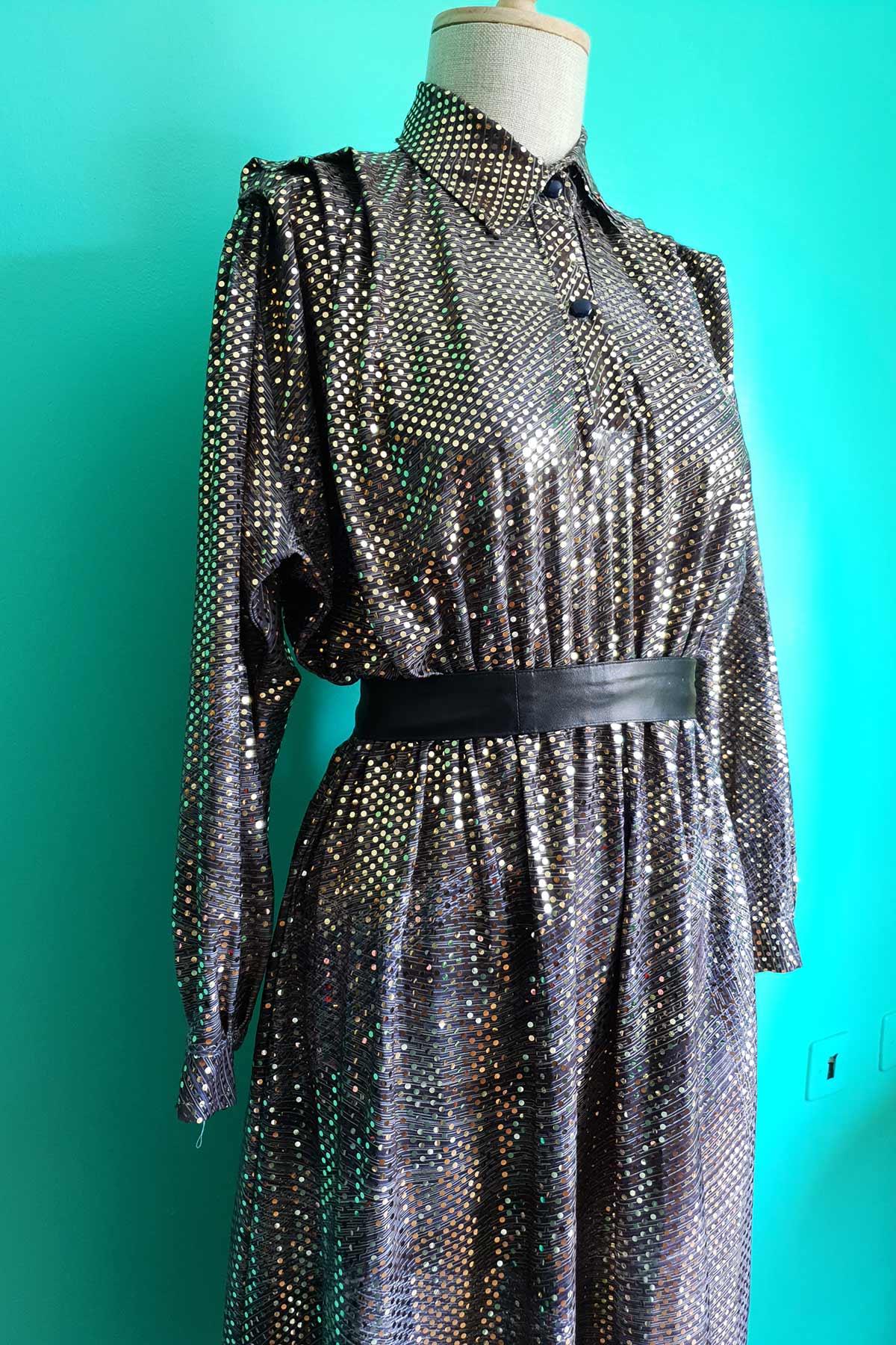 Vintage Parlak Pullu Elbise