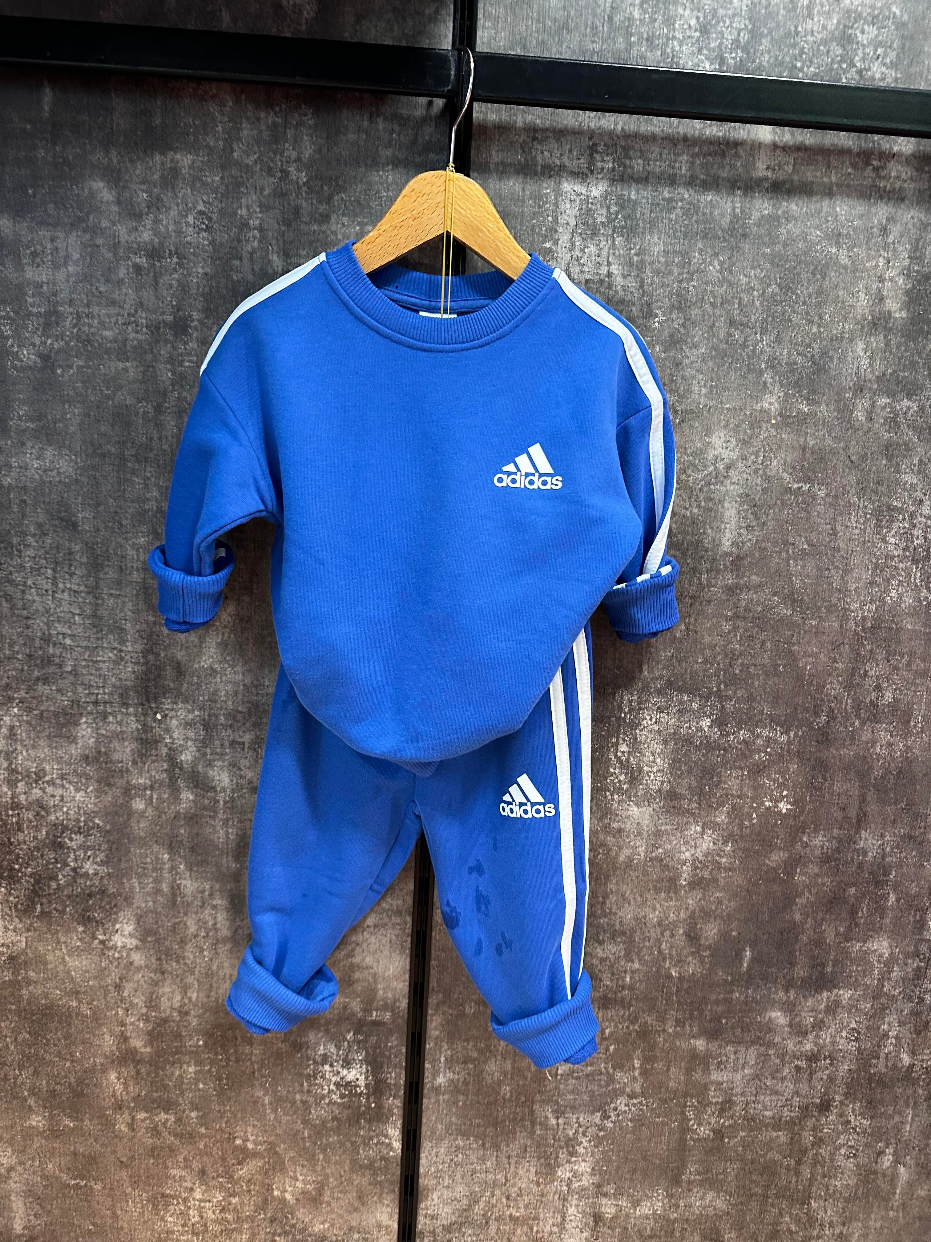 K.Mavi Adidas TakımÇOCUKCABUTİK
