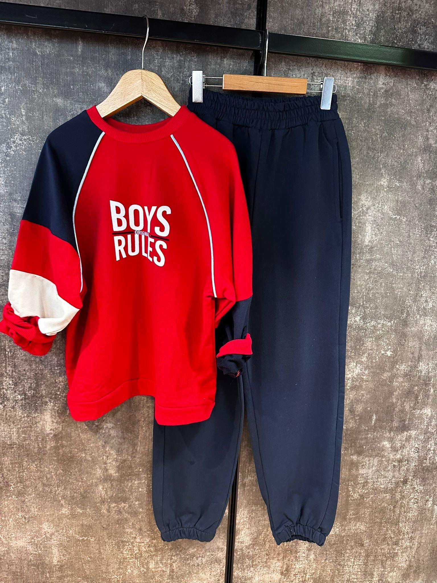 Kırmızı Boys TakımÇOCUKCABUTİK