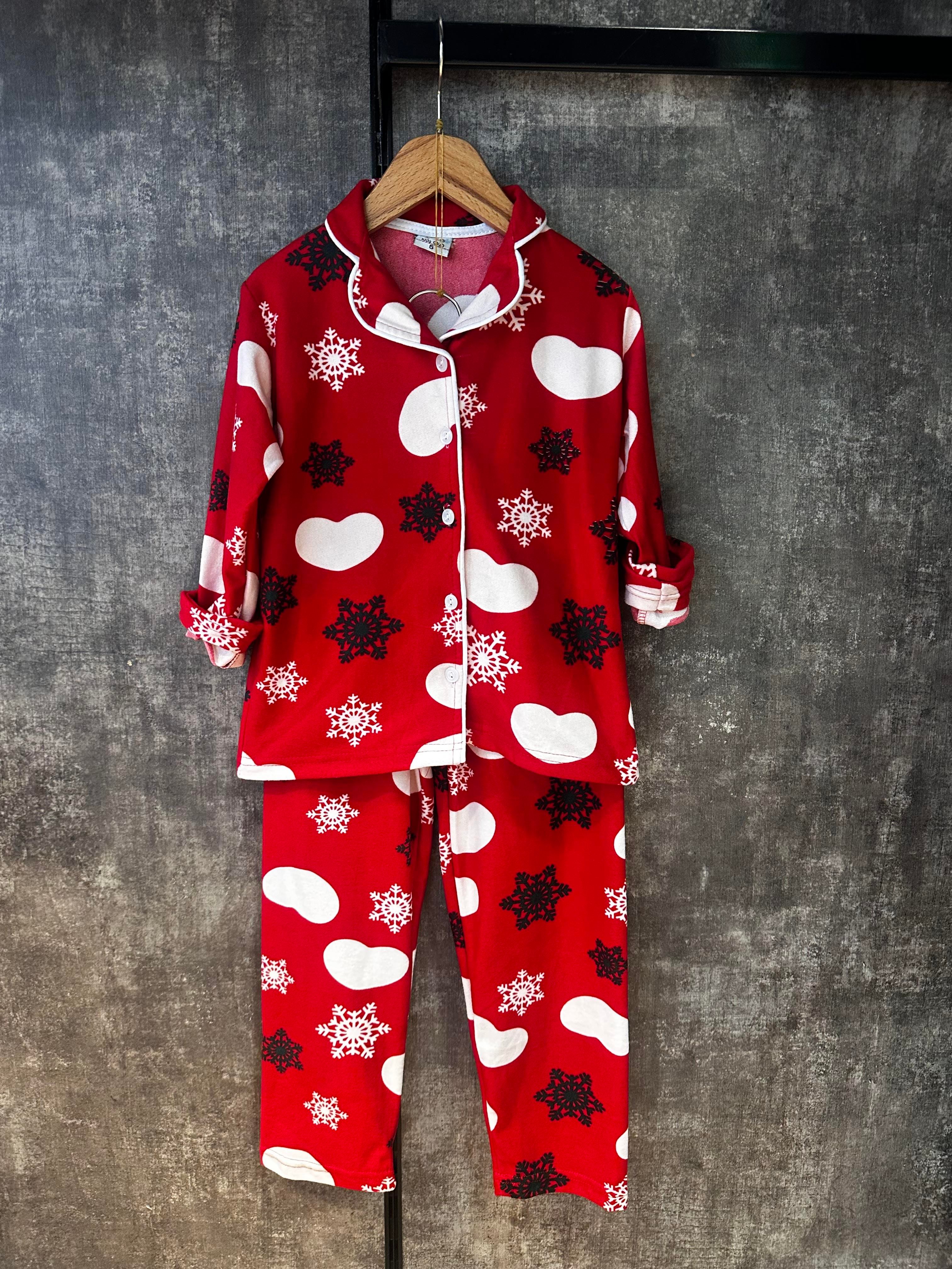 Kırmızı Kalpli Pijama TakımıÇOCUKCABUTİK