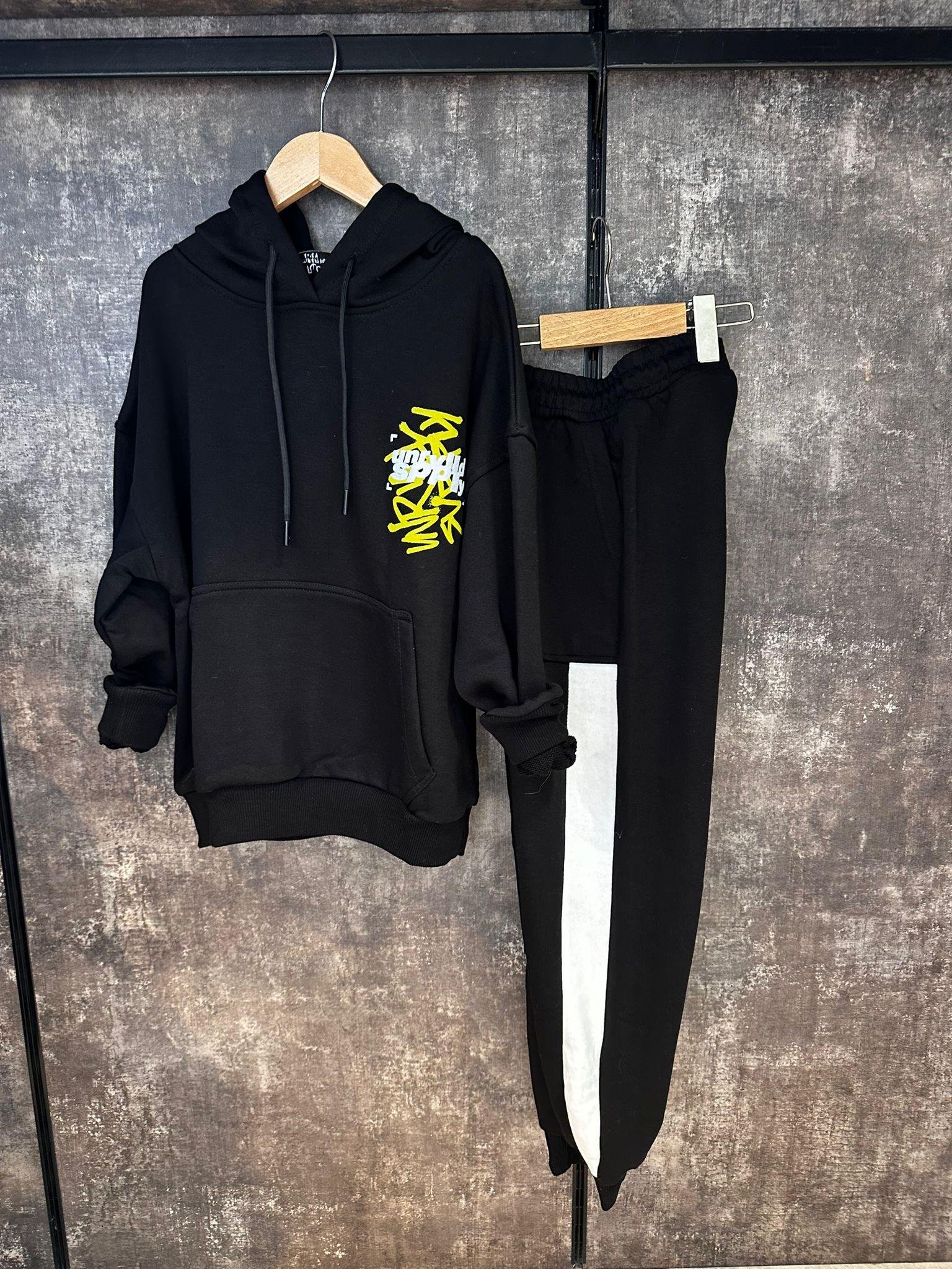 Sporty Siyah TakımÇOCUKCABUTİK