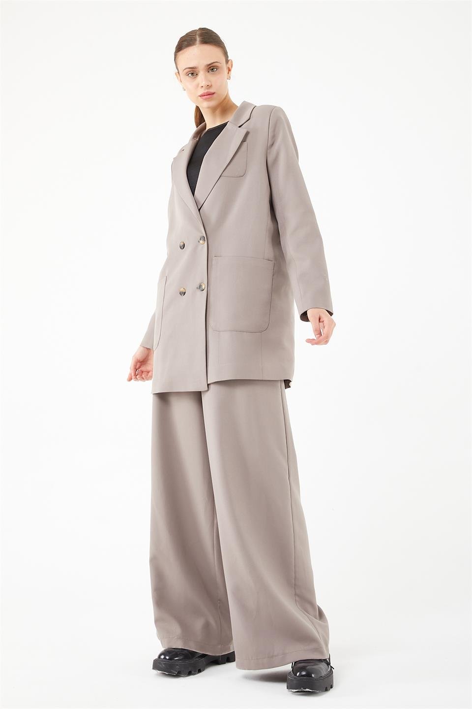 GRİ OVERSİZE TORBA CEPLİ CEKET