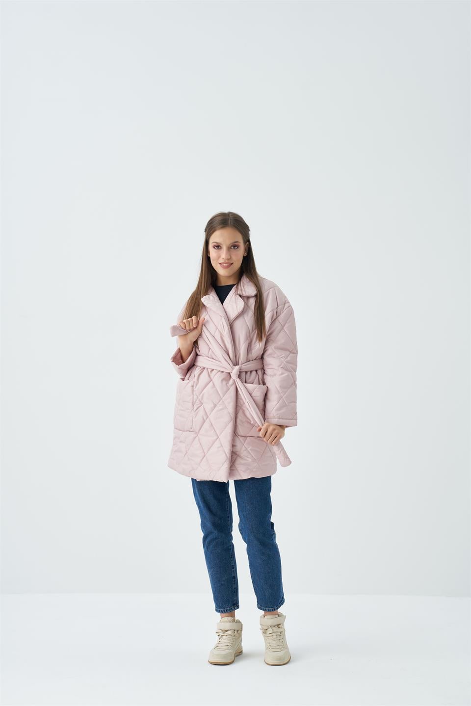 PEMBE KAPİTONE CEPLİ KEMERLİ KADIN MONT