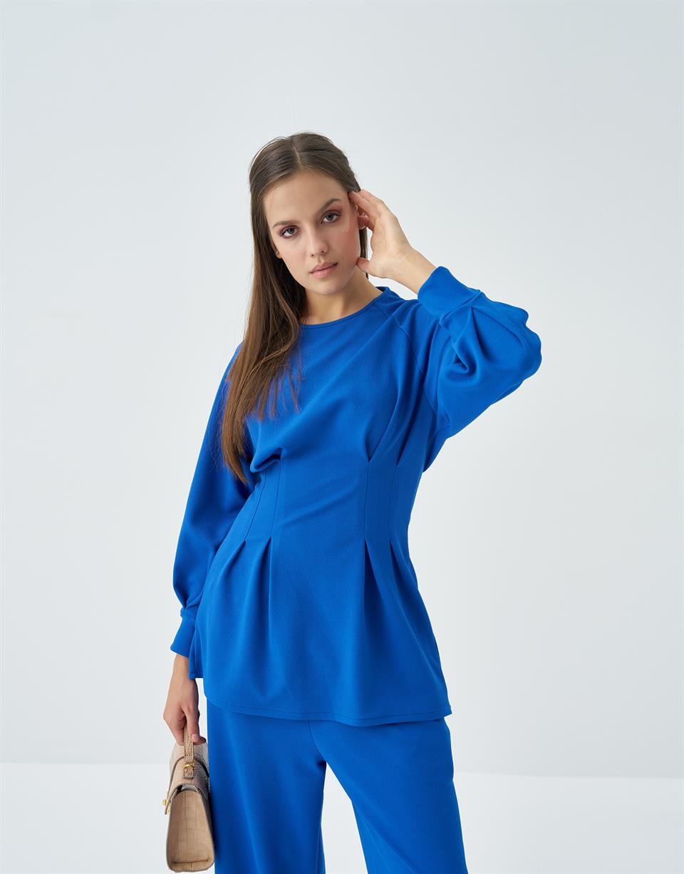 SAKS BELDEN OTURTMALI PİLELİ PANTOLONLU TAKIM