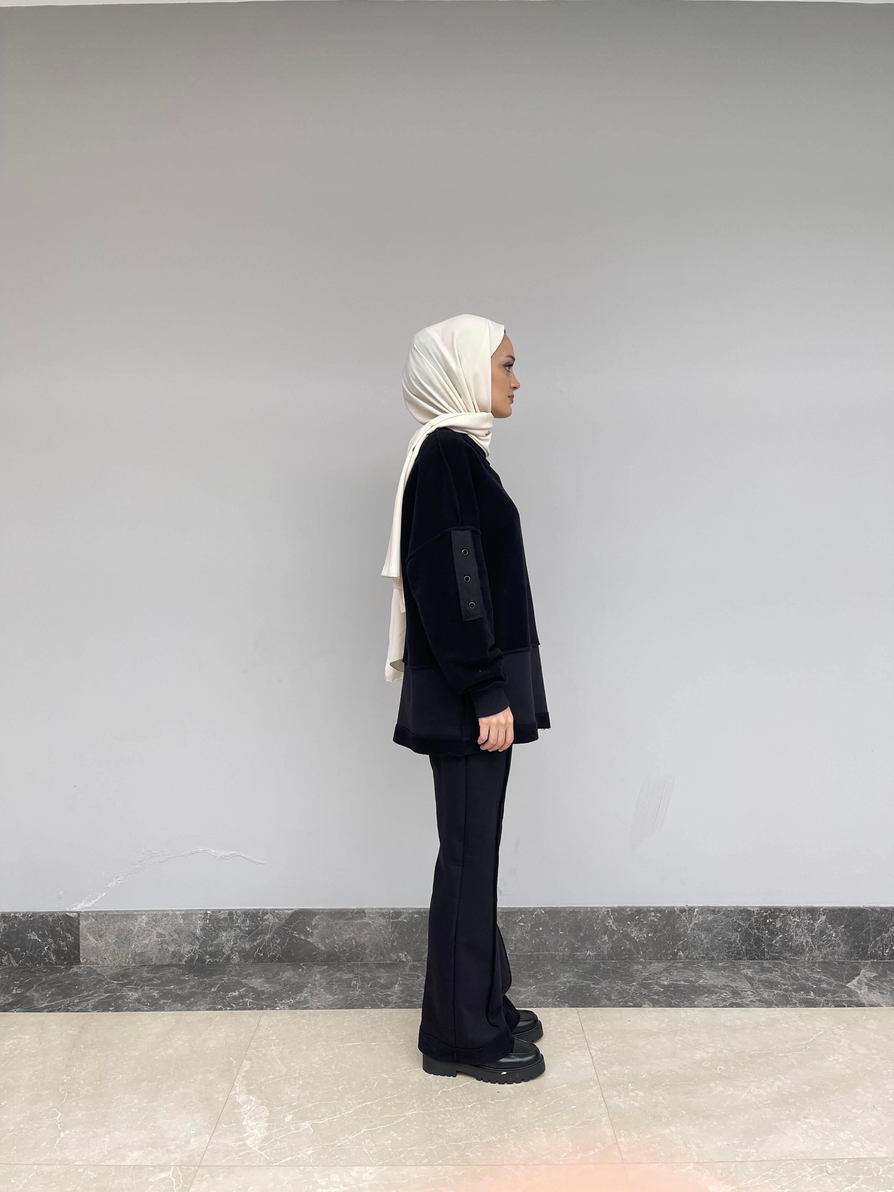 Siyah Dikiş Detaylı Dioganal Örme İkili Takım