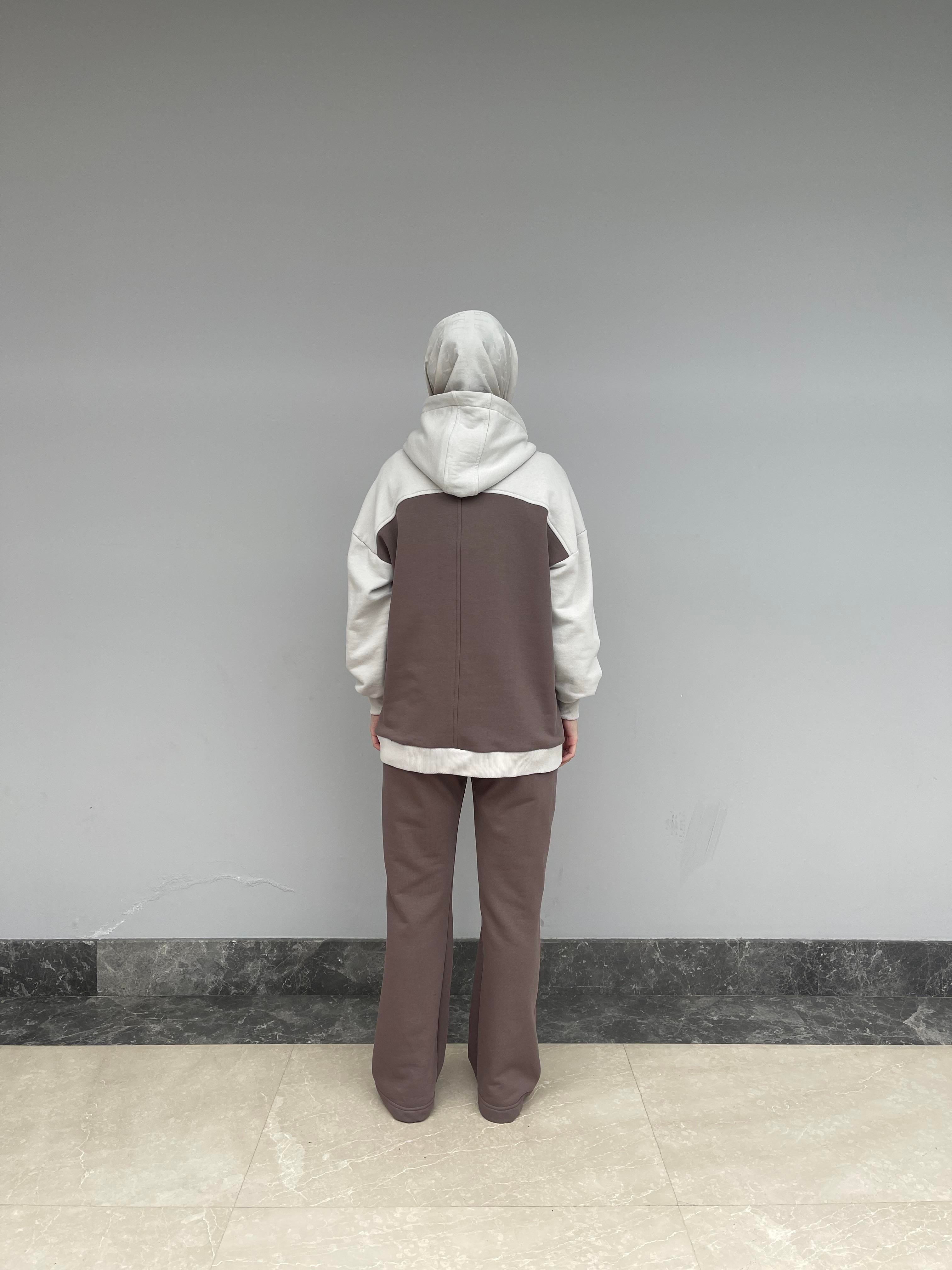 Taş Garnili Kapüşonlu Fermuar Detaylı Sweat