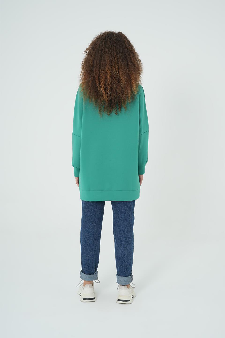 YEŞİL İNCİ DETAYLI OVERSİZE SWEAT