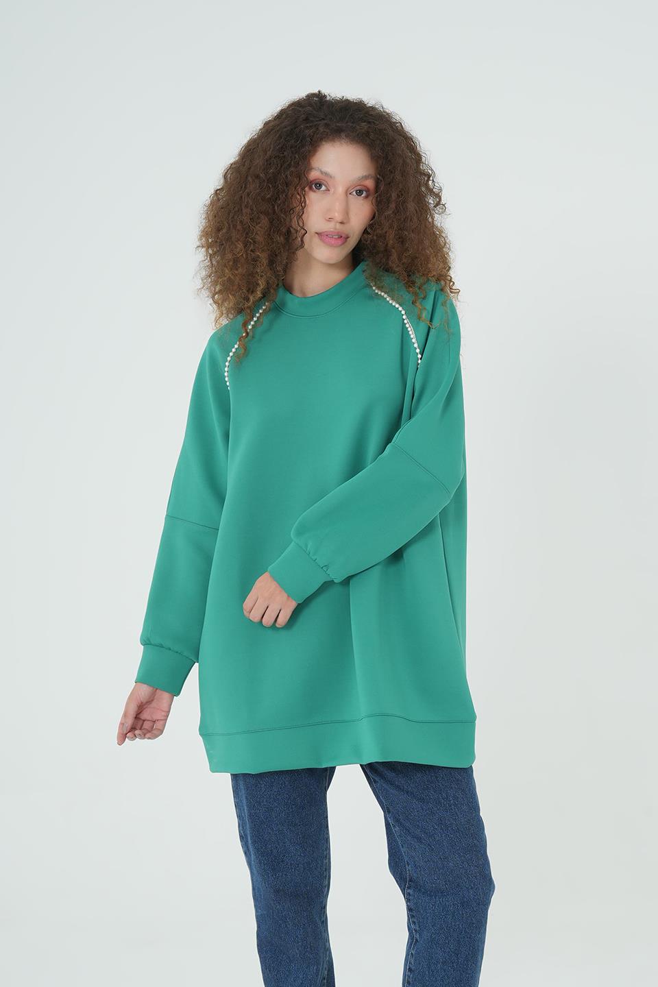 YEŞİL İNCİ DETAYLI OVERSİZE SWEAT