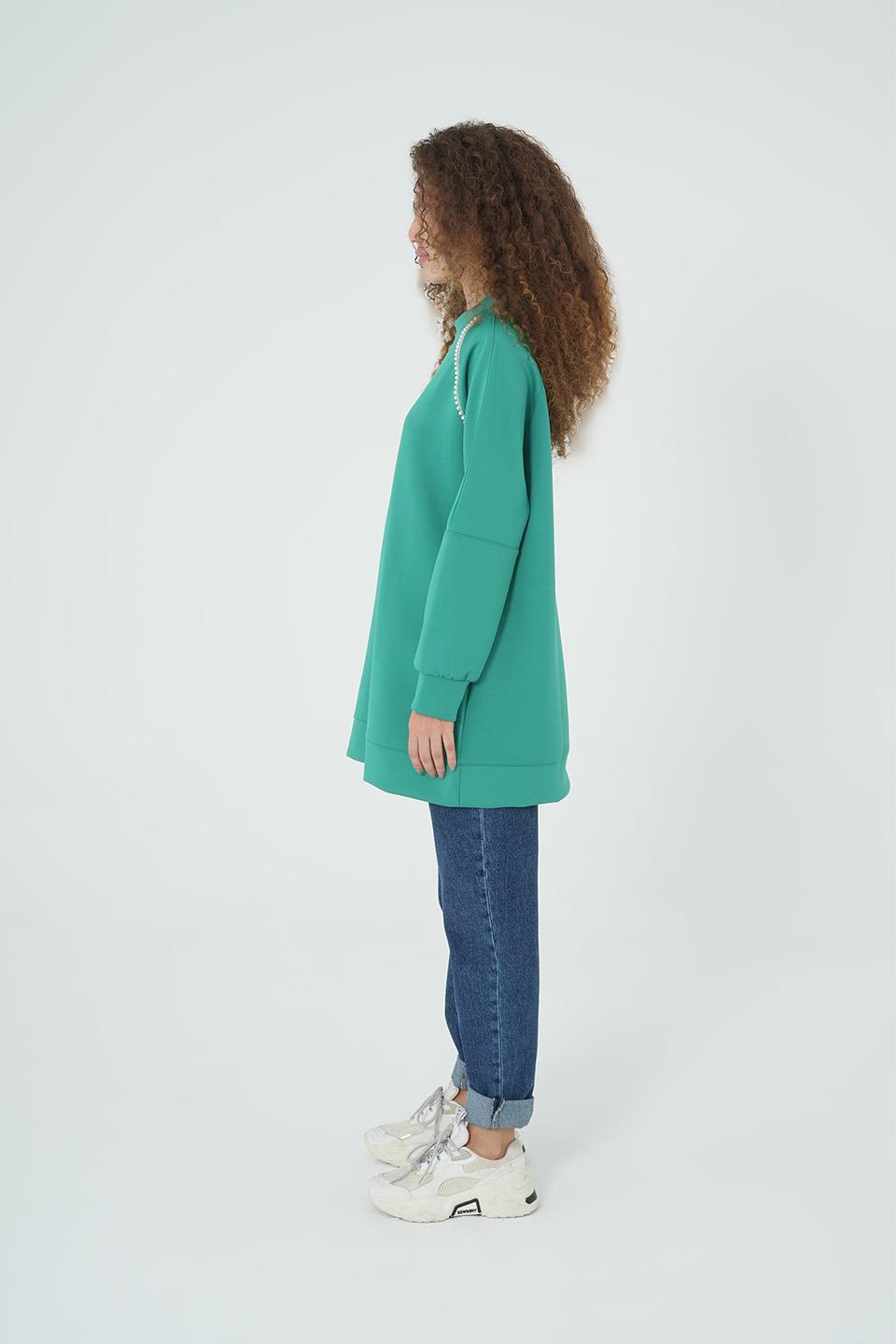 YEŞİL İNCİ DETAYLI OVERSİZE SWEAT
