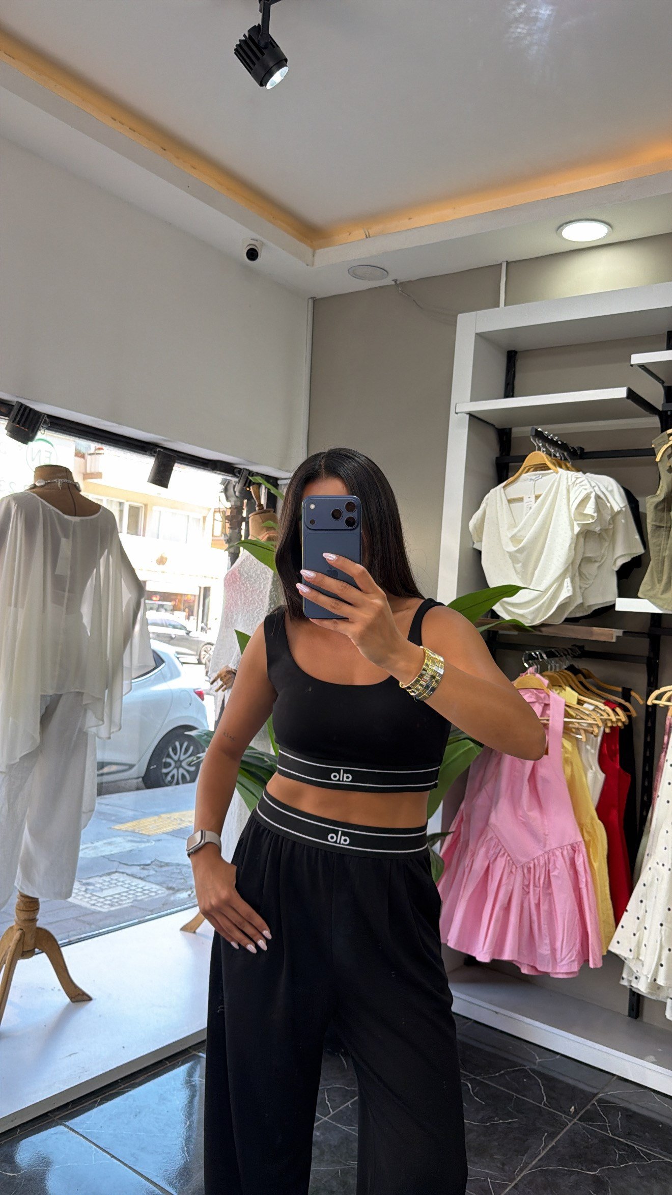 Ao Siyah Crop Pantolon Takım