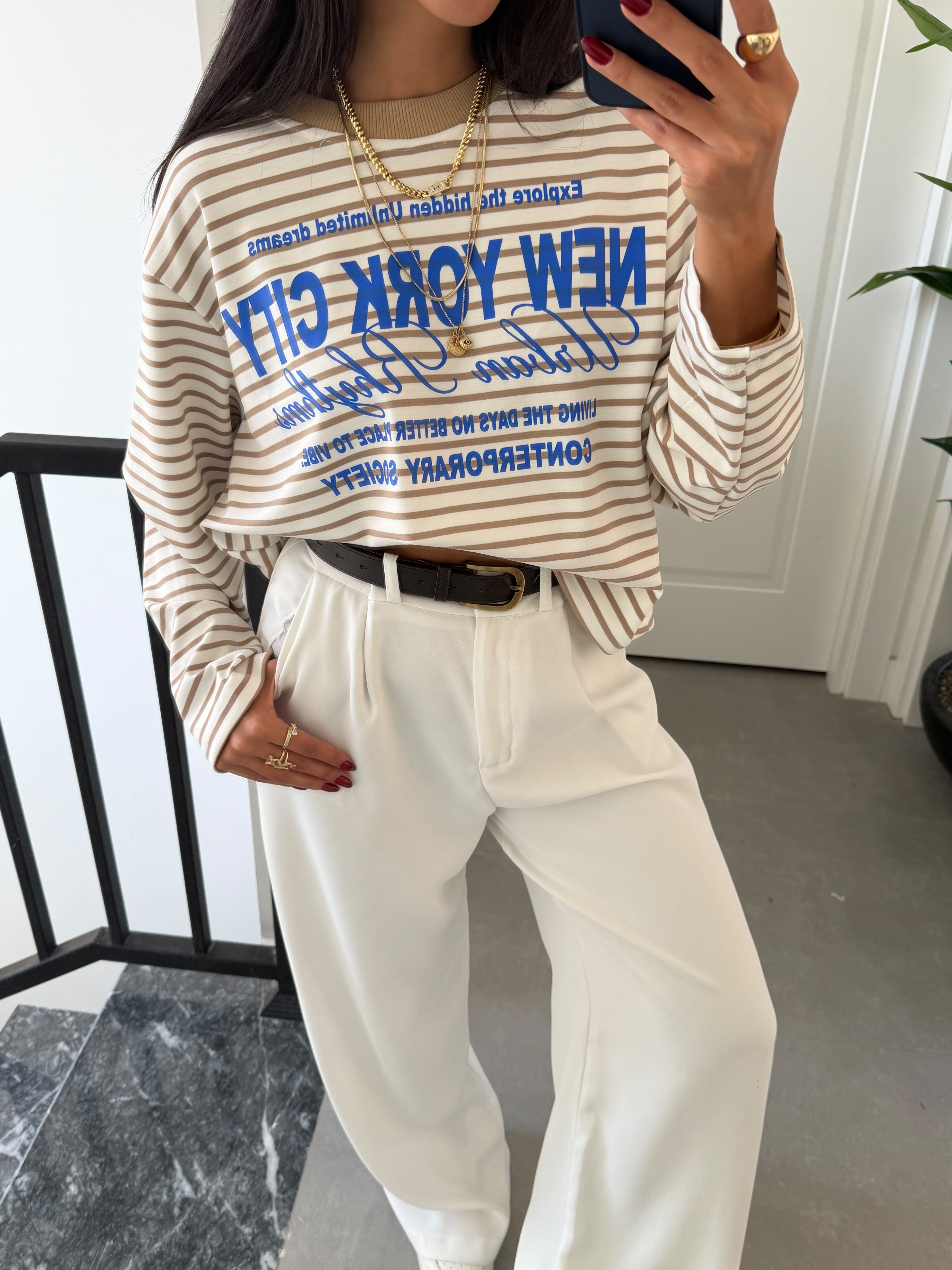 Bej Baskı Detaylı Sweatshirt