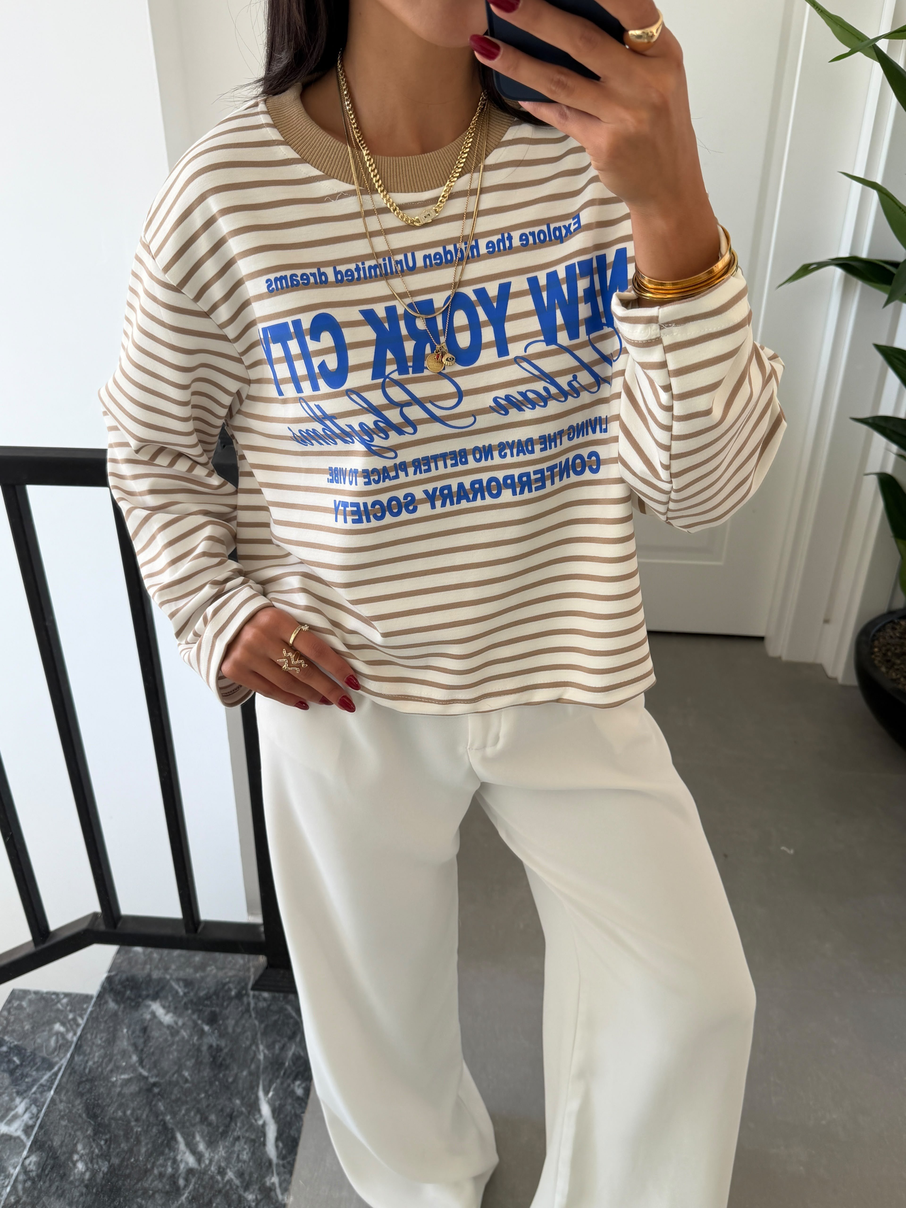 Bej Baskı Detaylı Sweatshirt