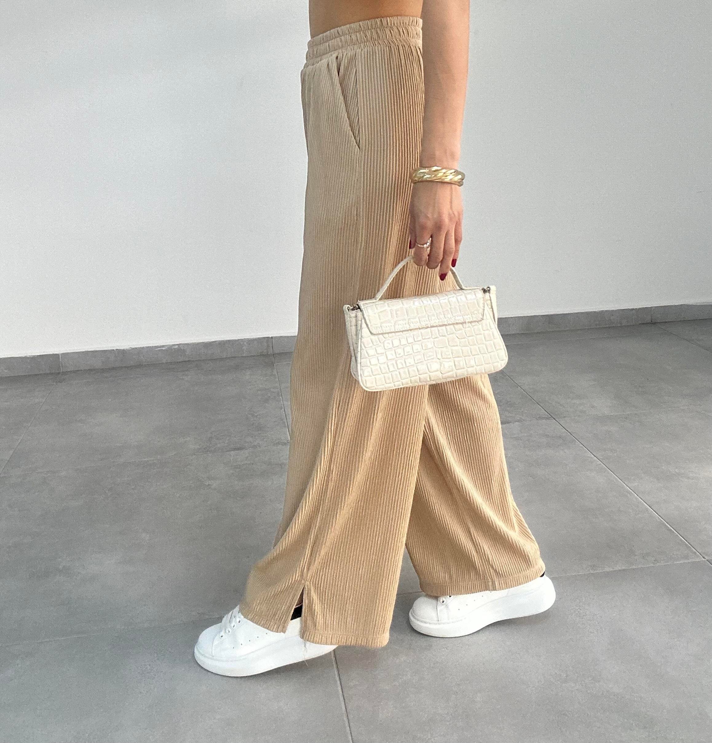 Bej Croplu Üçlü Takım