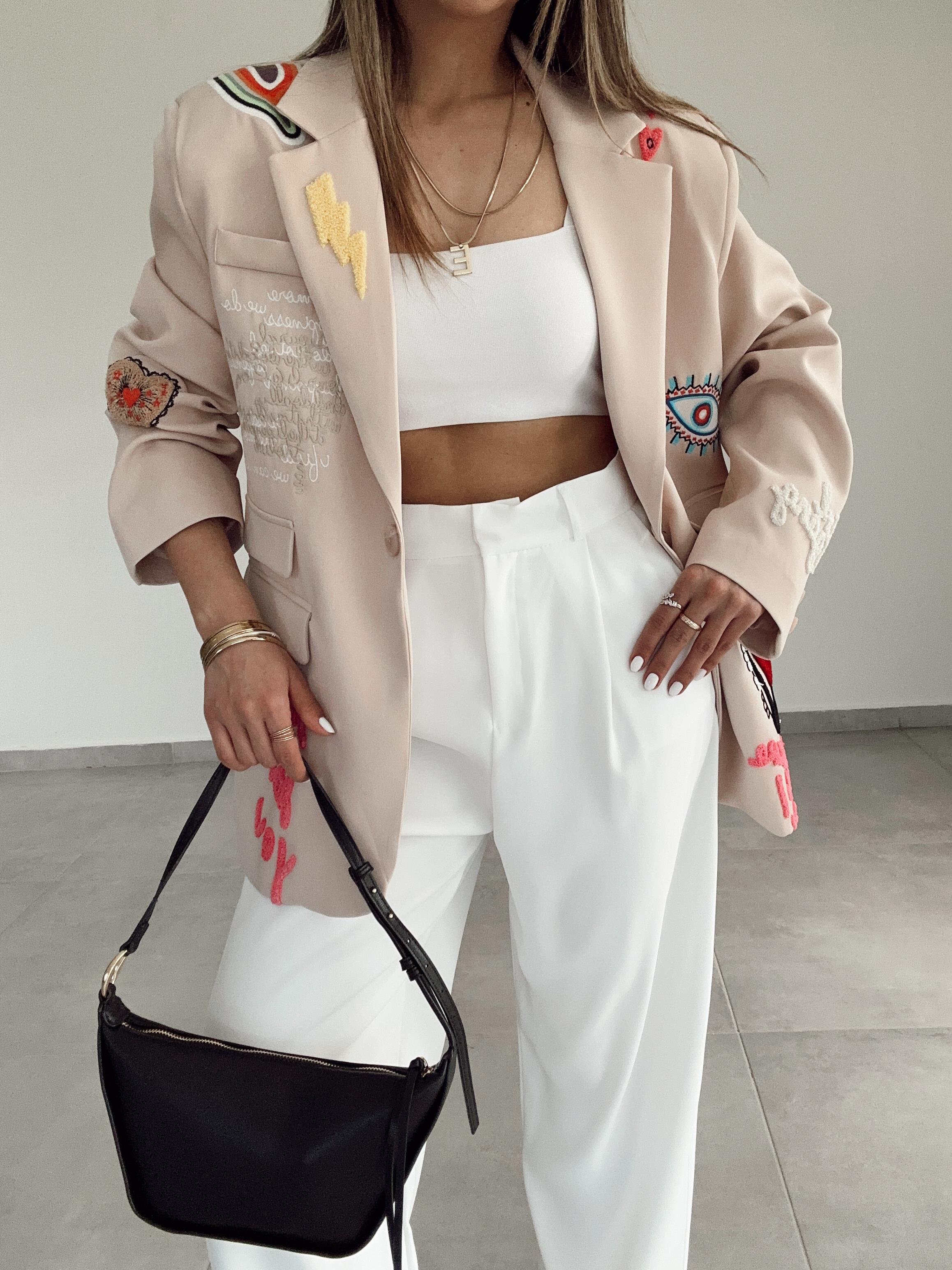 Bej İşlemeli Tasarım Blazer Ceket