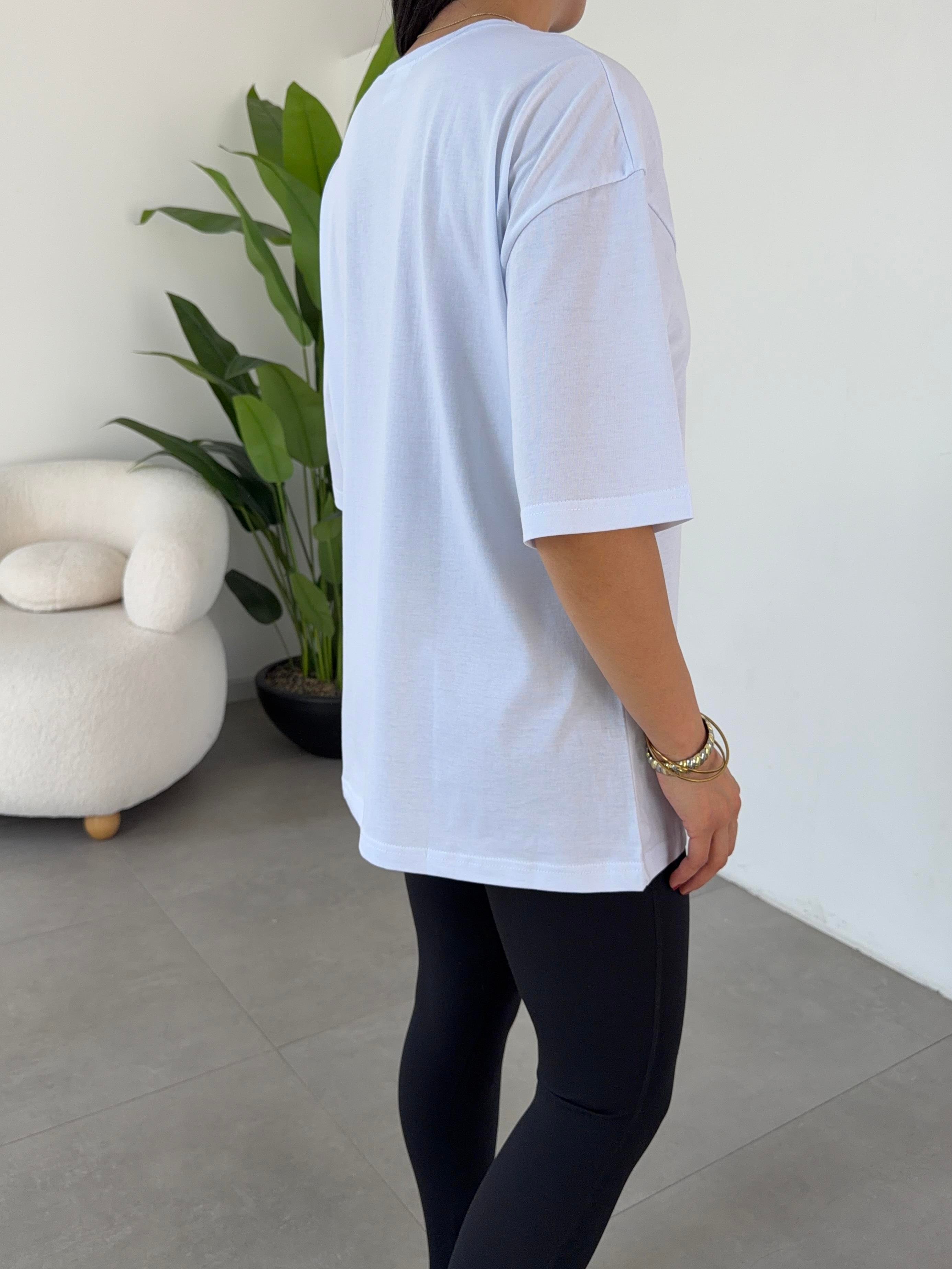 Beyaz Ao Basic Tshirt