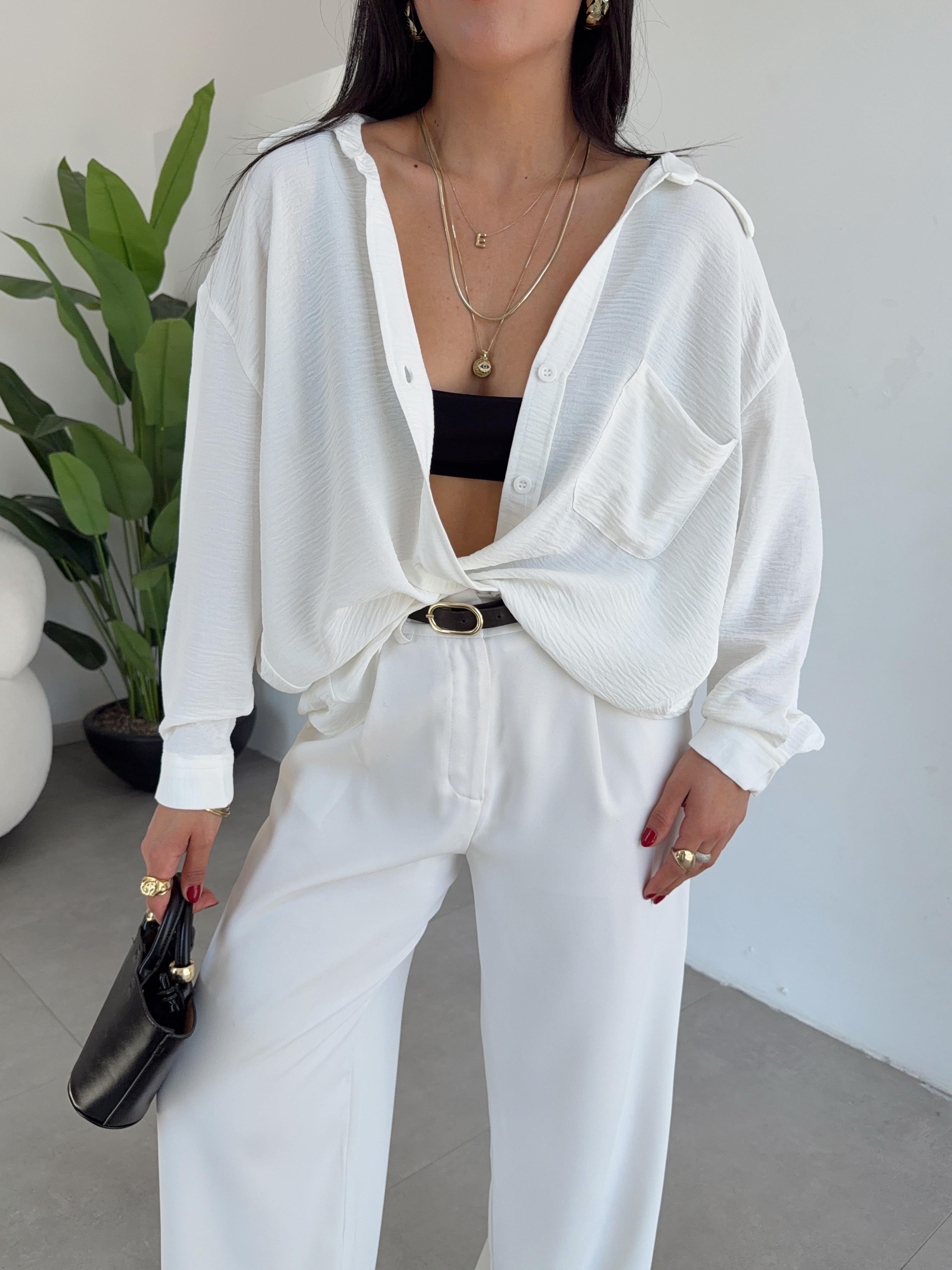 Beyaz Ayrobin Cepli Oversize Gömlek