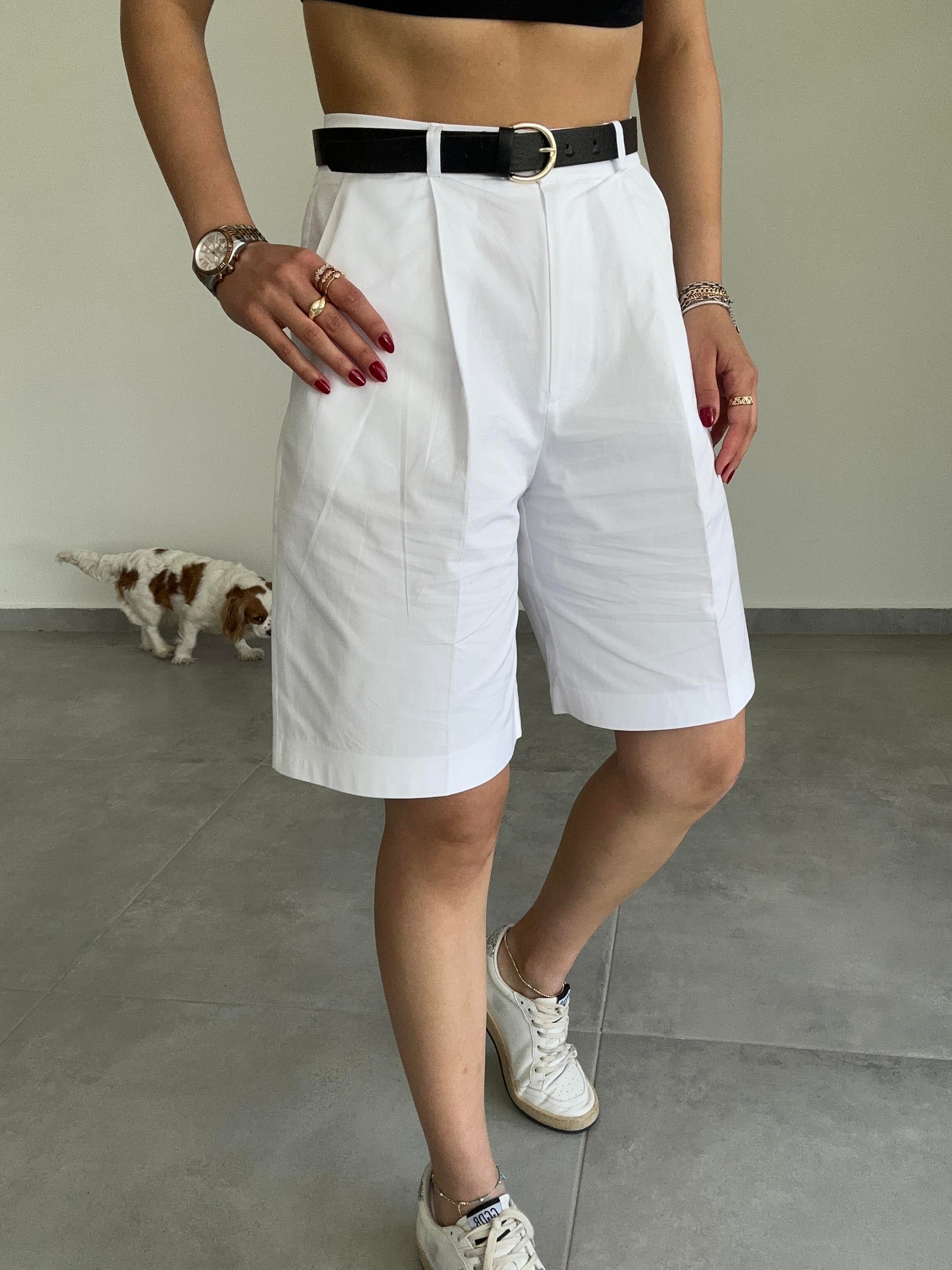 Beyaz Bermuda Şort