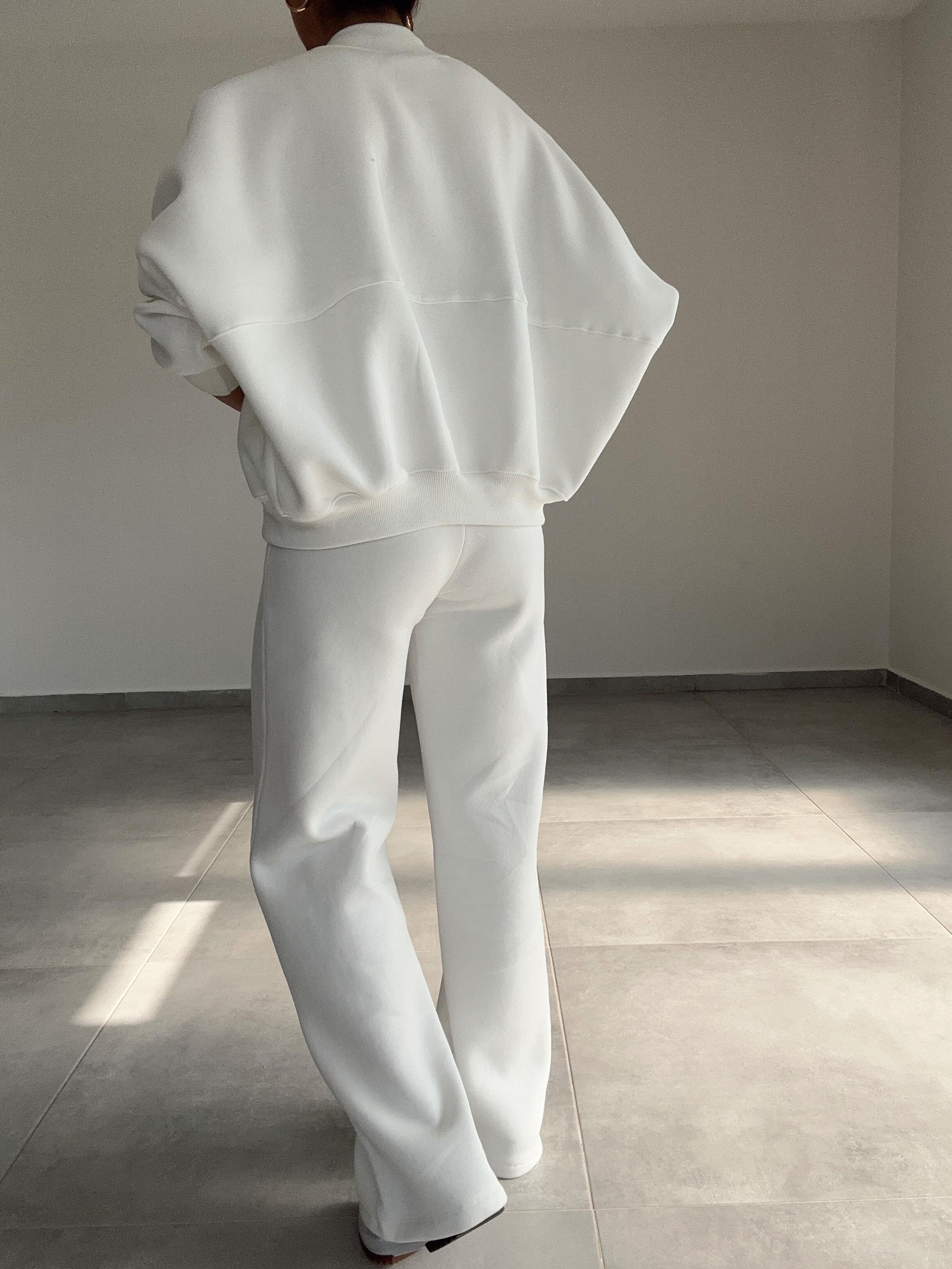 Beyaz Eşofman Takım
