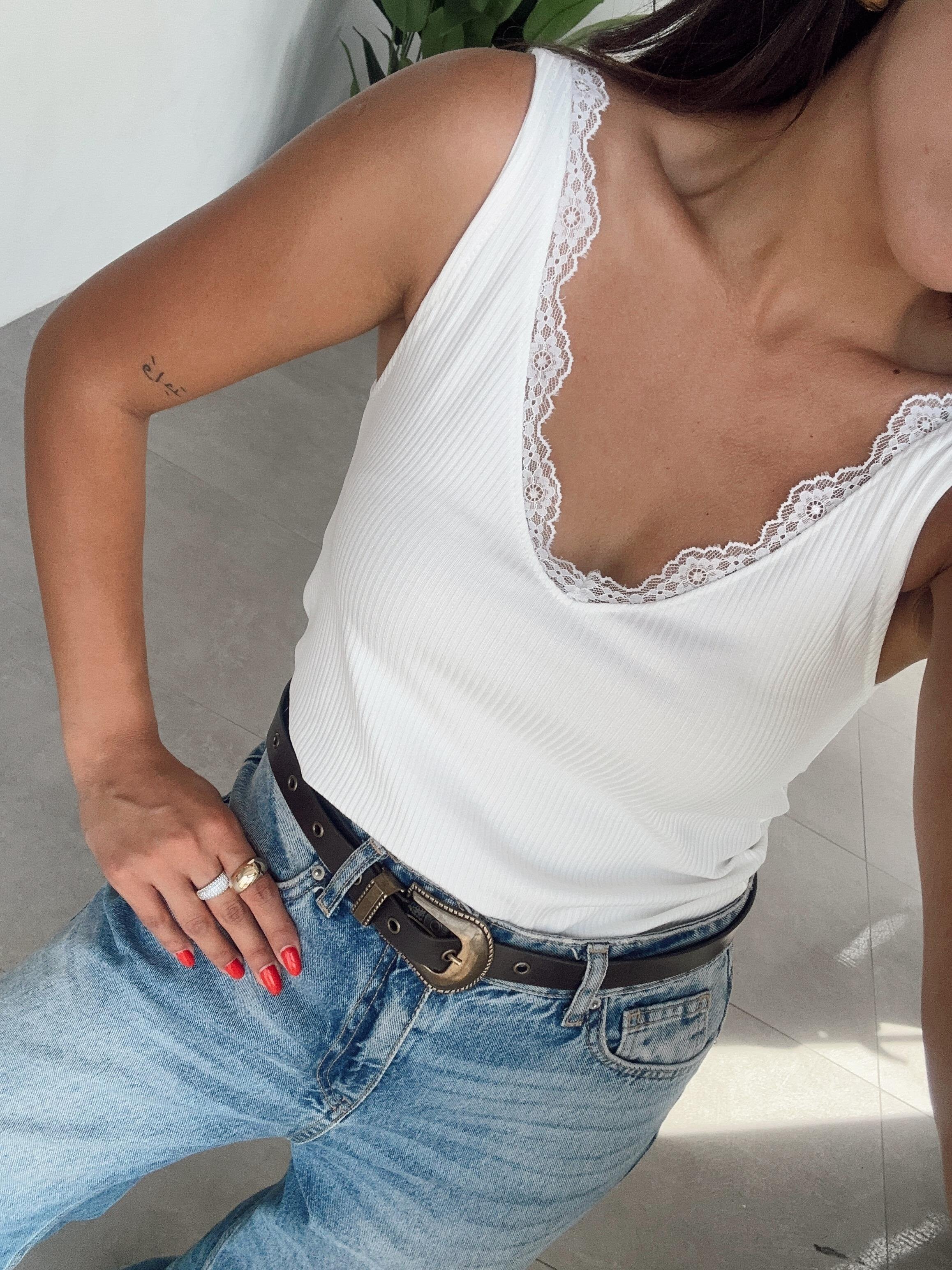 Beyaz Ön Arka Dantel Atlet