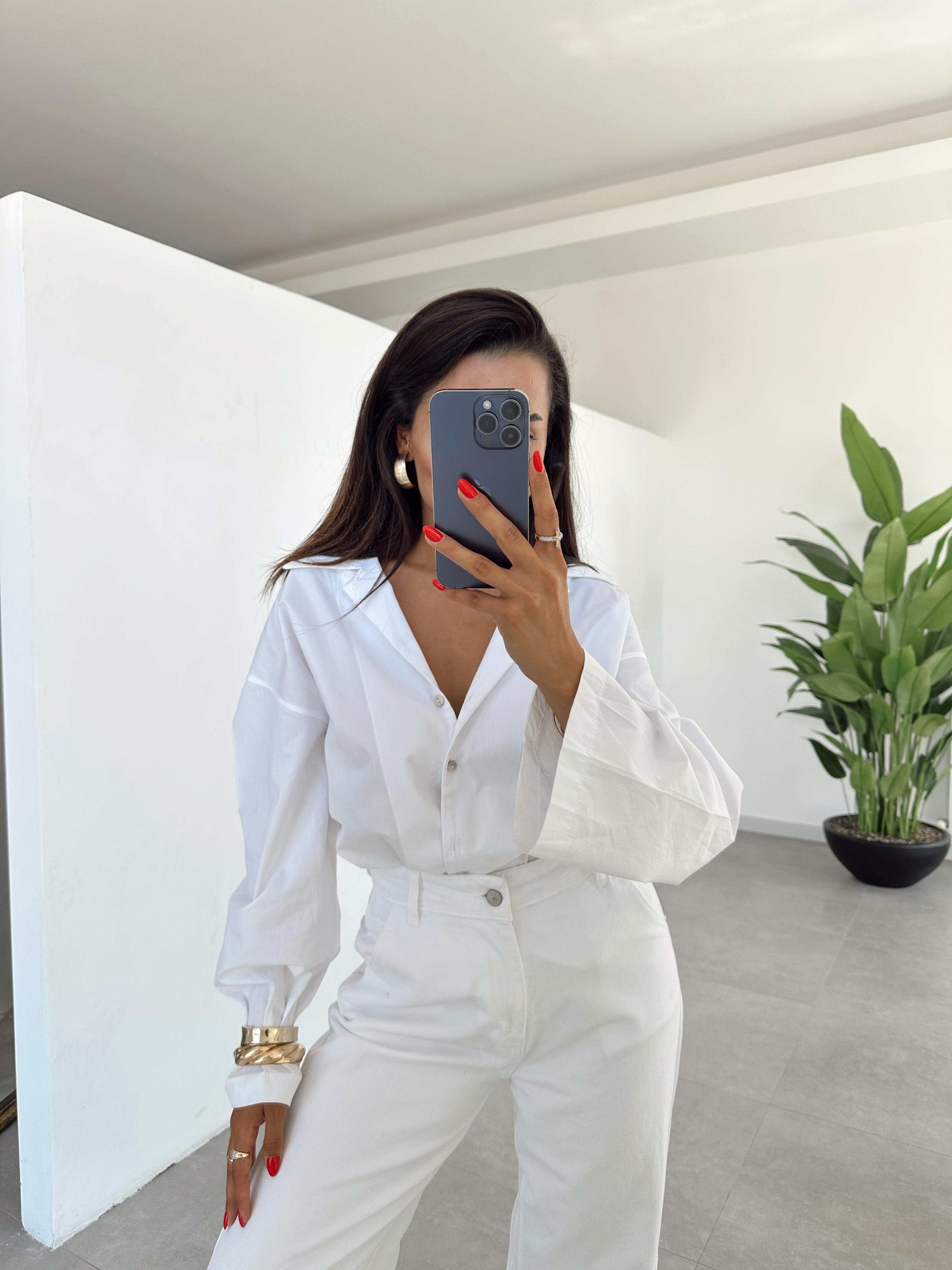 Beyaz Oversize Gömlek