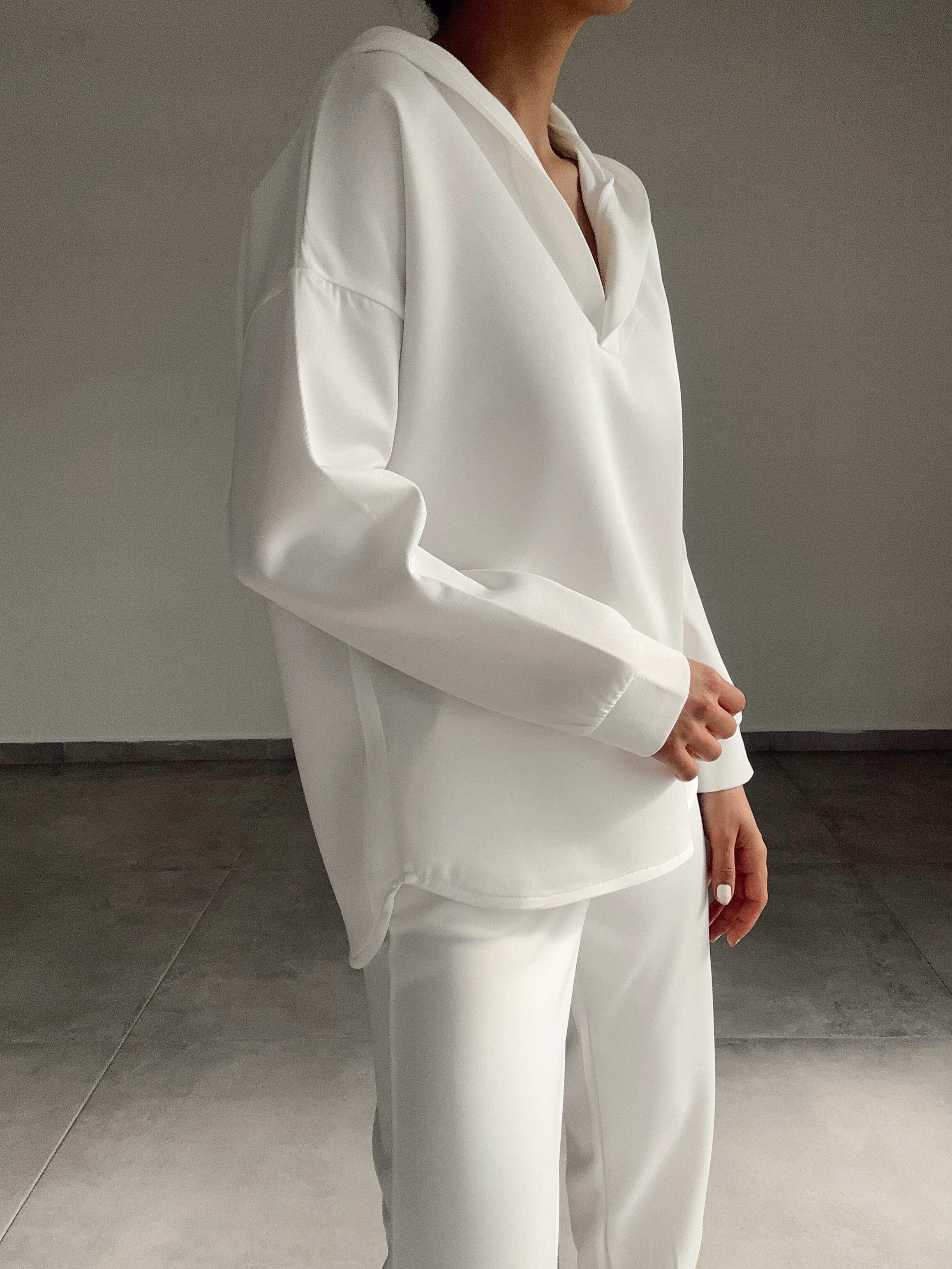 Beyaz Scuba Sweatshirt