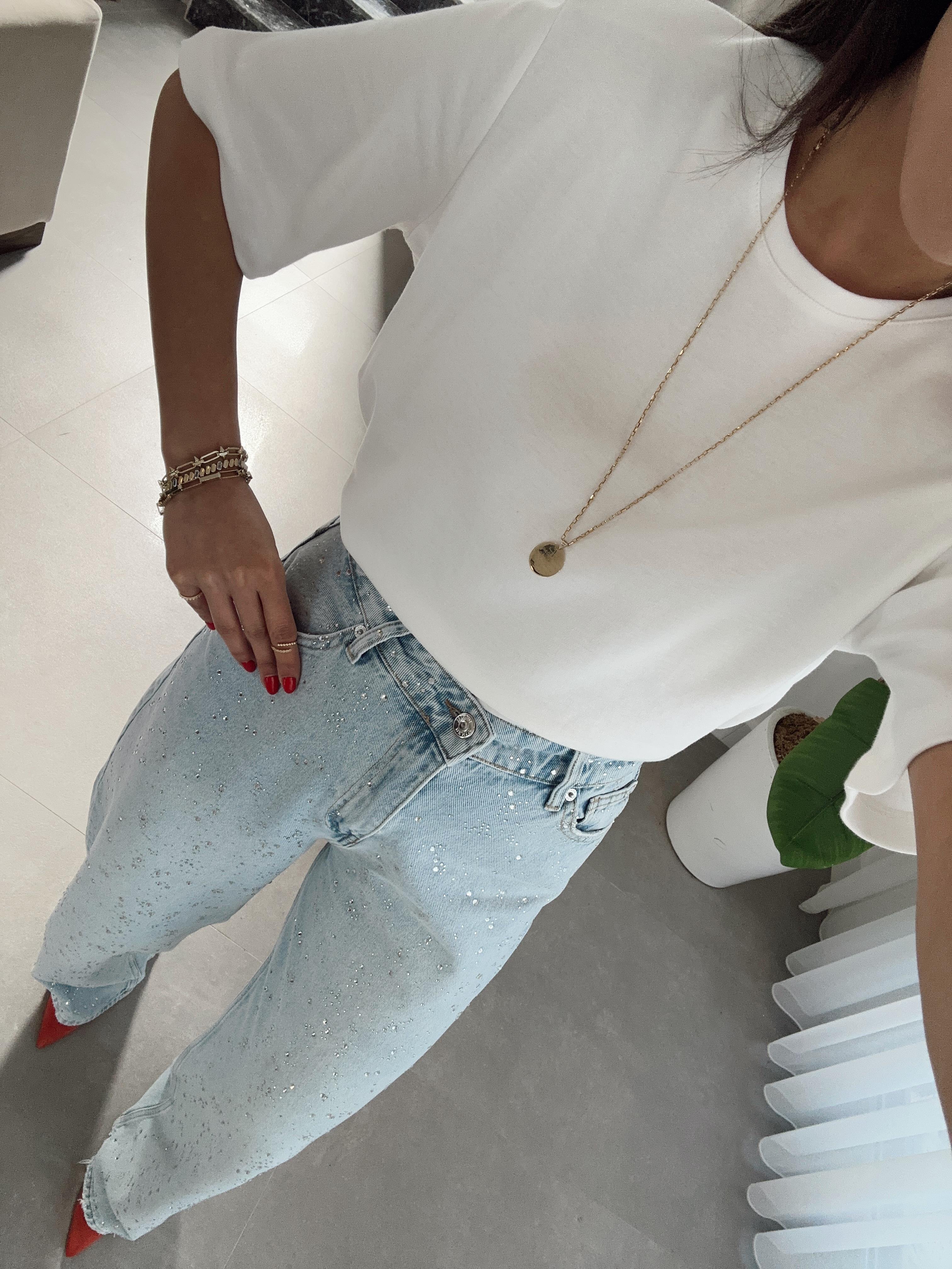 Beyaz Vatkalı Basic Tişört