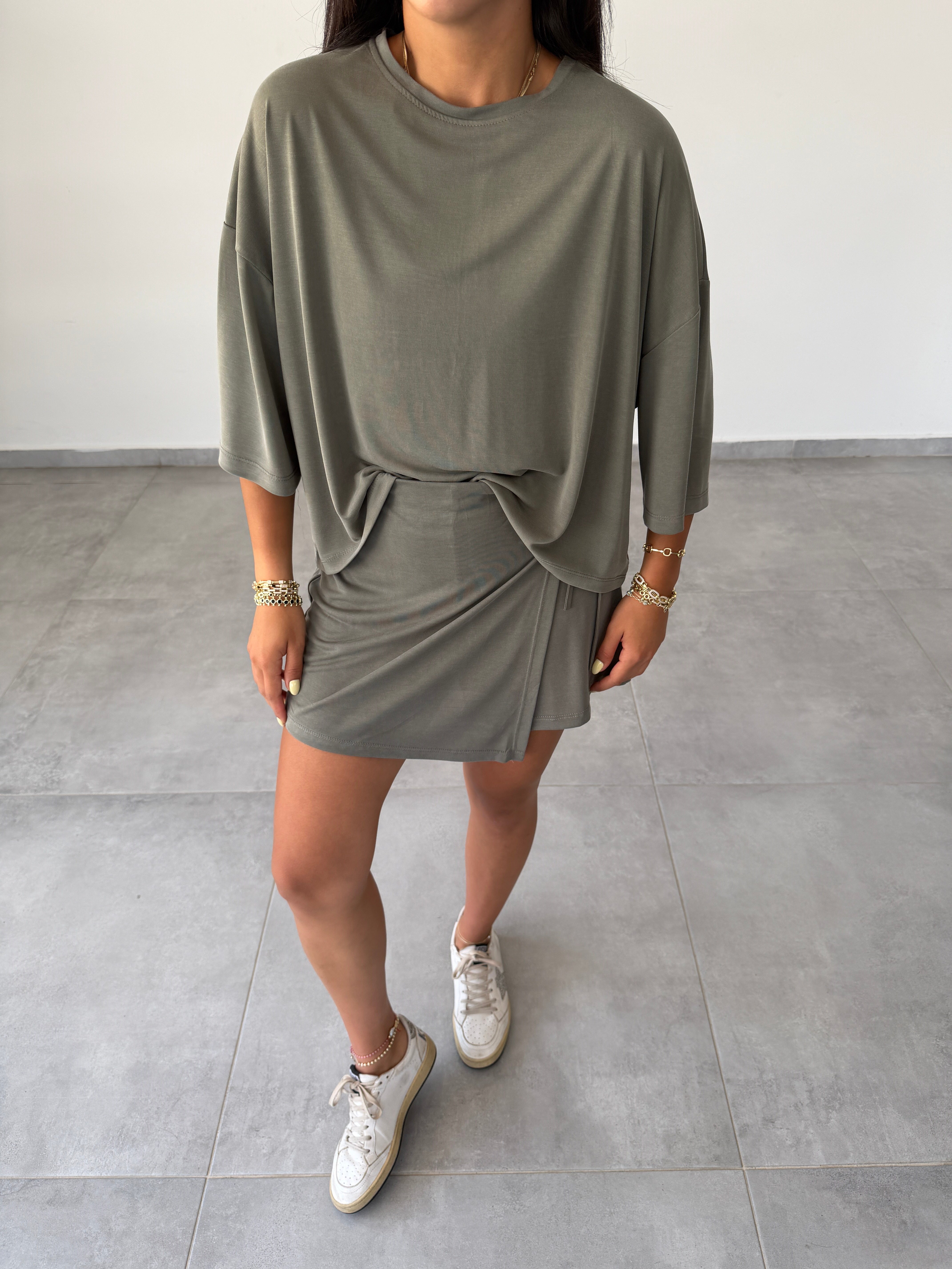 Comfort Haki Modal Düşük Kol T-Shirt