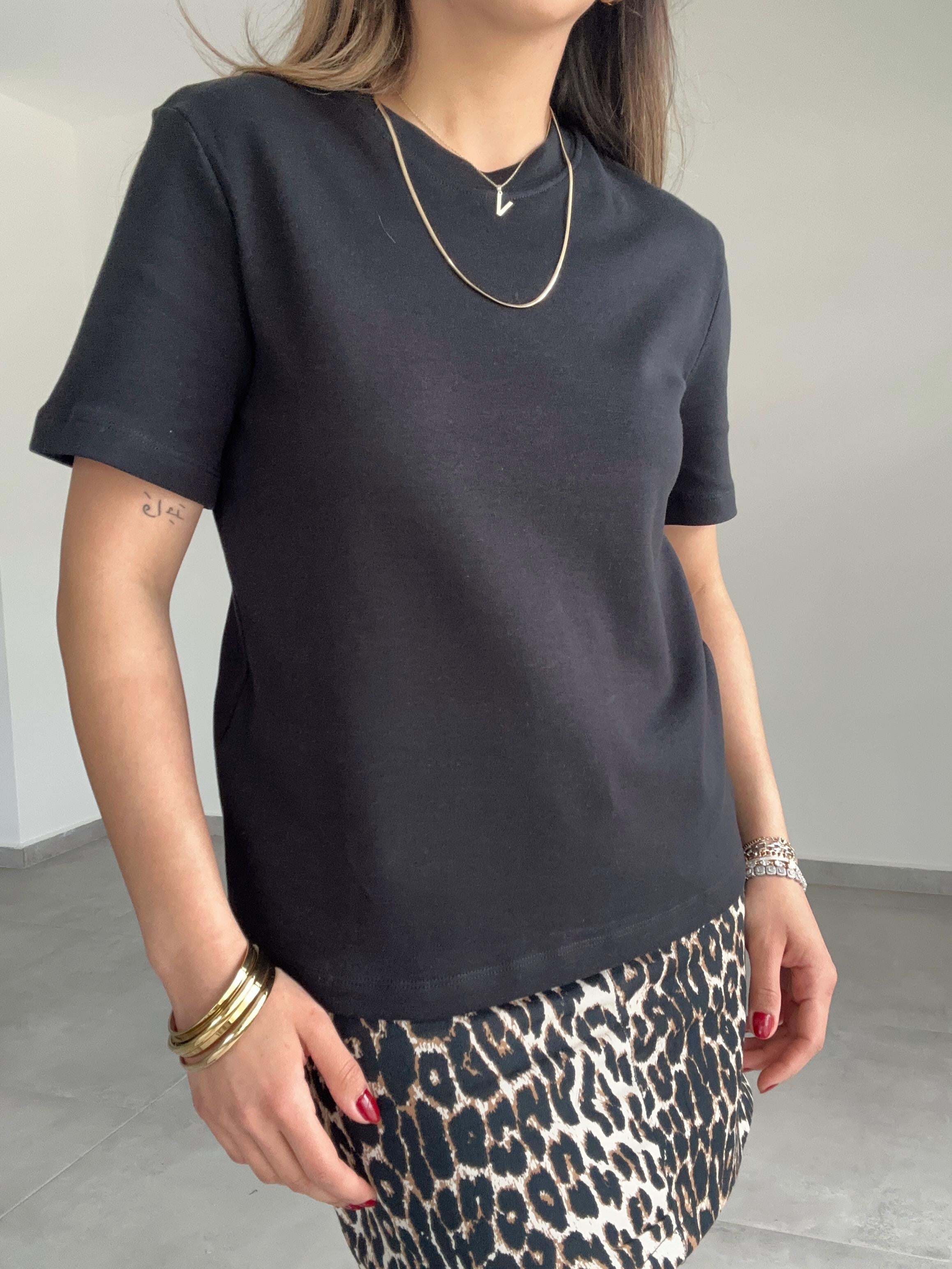 Cs Siyah Bisiklet Yaka Tişört