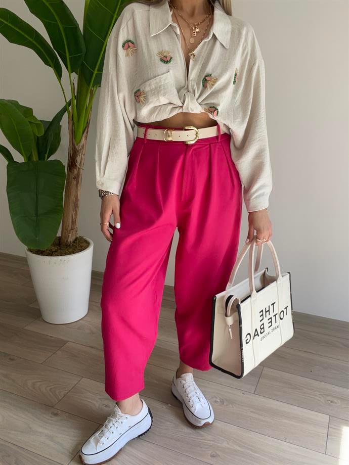 Düşük Omuzlu İşlemeli Gömlek