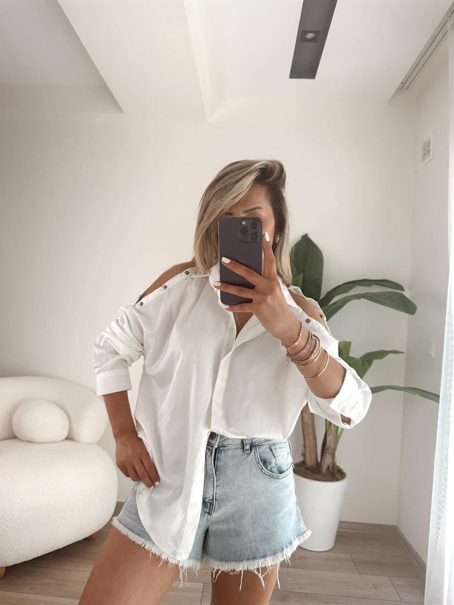 Ekru Çıtçıtlı Gömlek