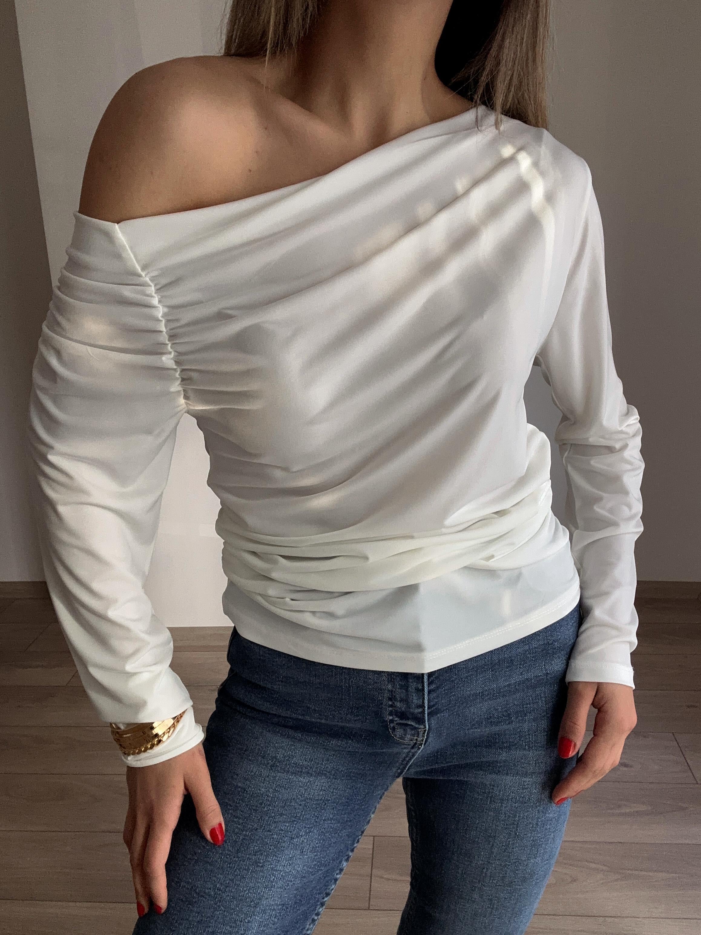 Ekru Düşük Omuz Bluz