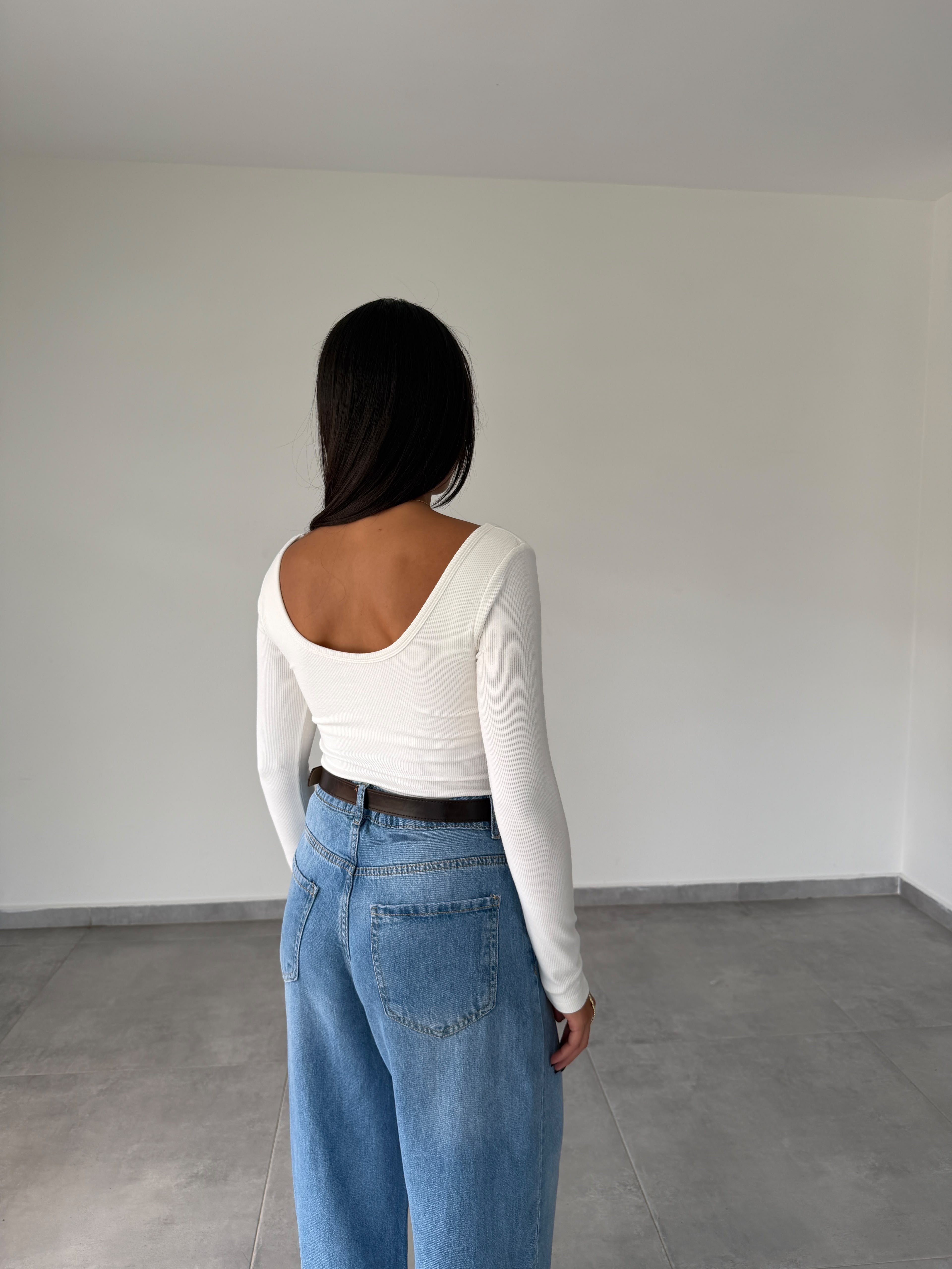 Ekru İpek Kaşkorse Gloplu Uzun Kollu Body