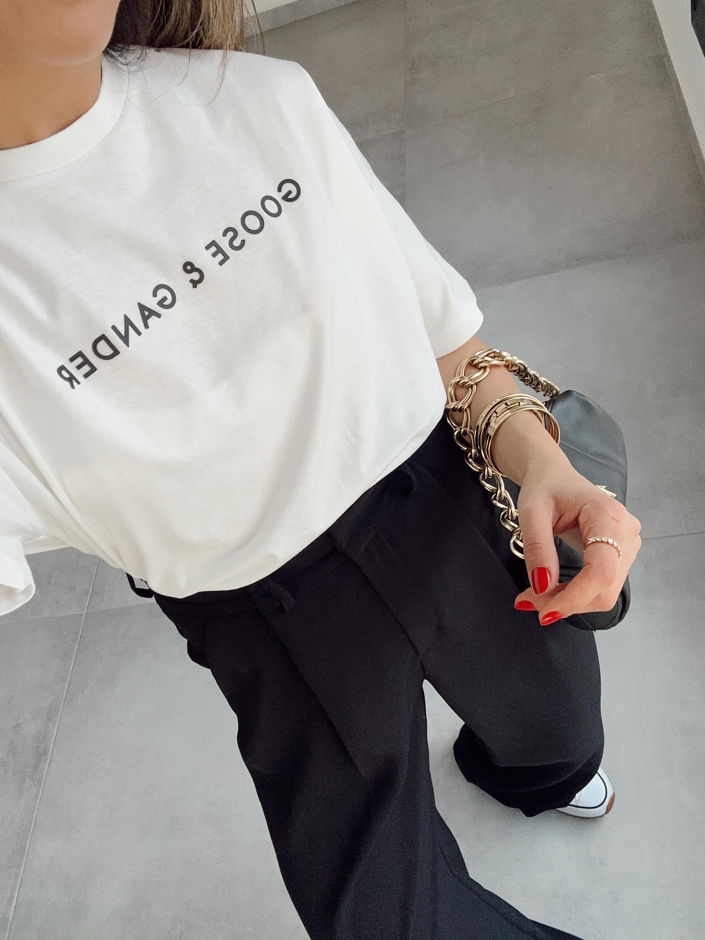 Ekru Kabartma Baskı Tshirt