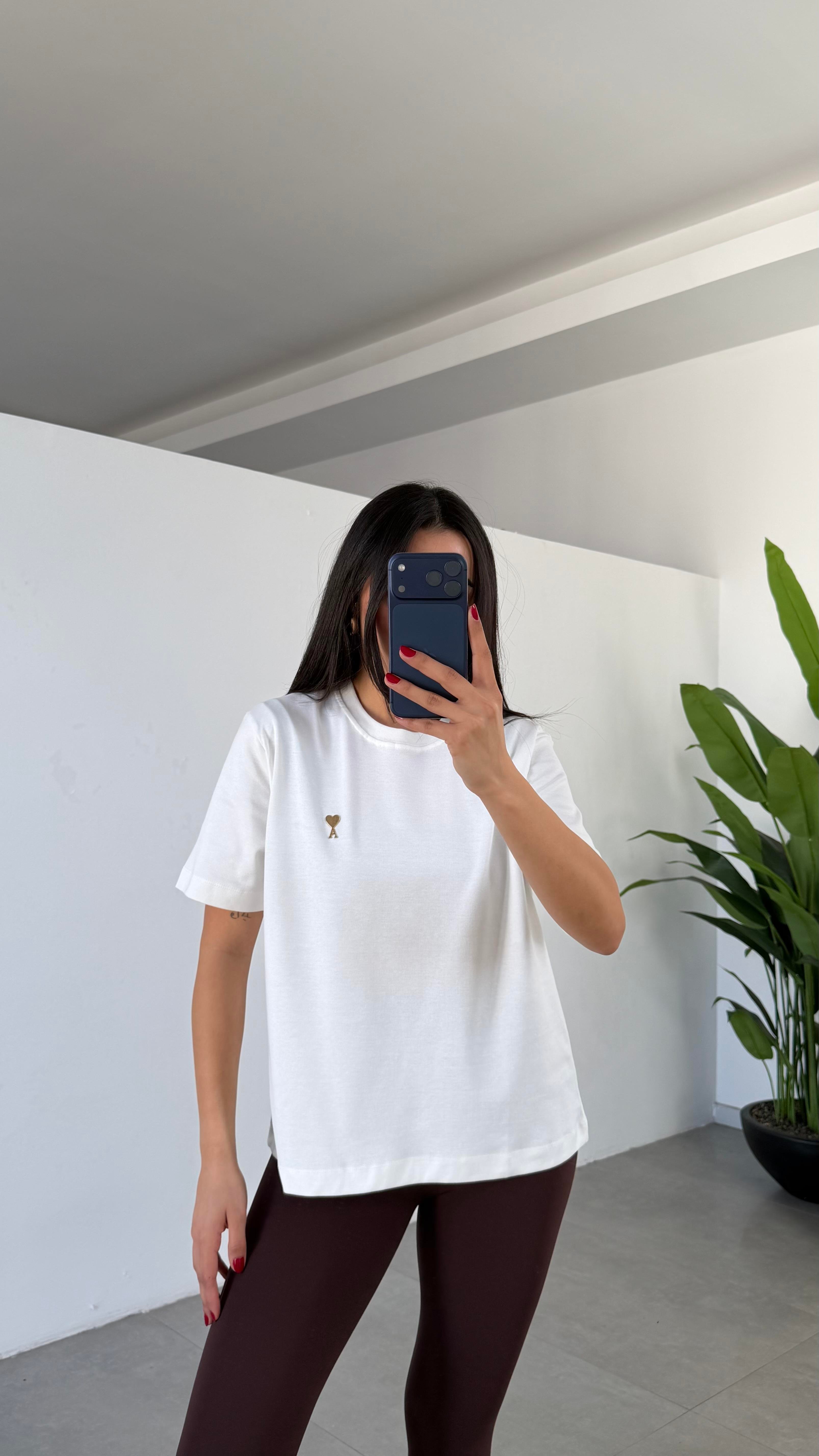 Ekru Kısa Kol Tişört