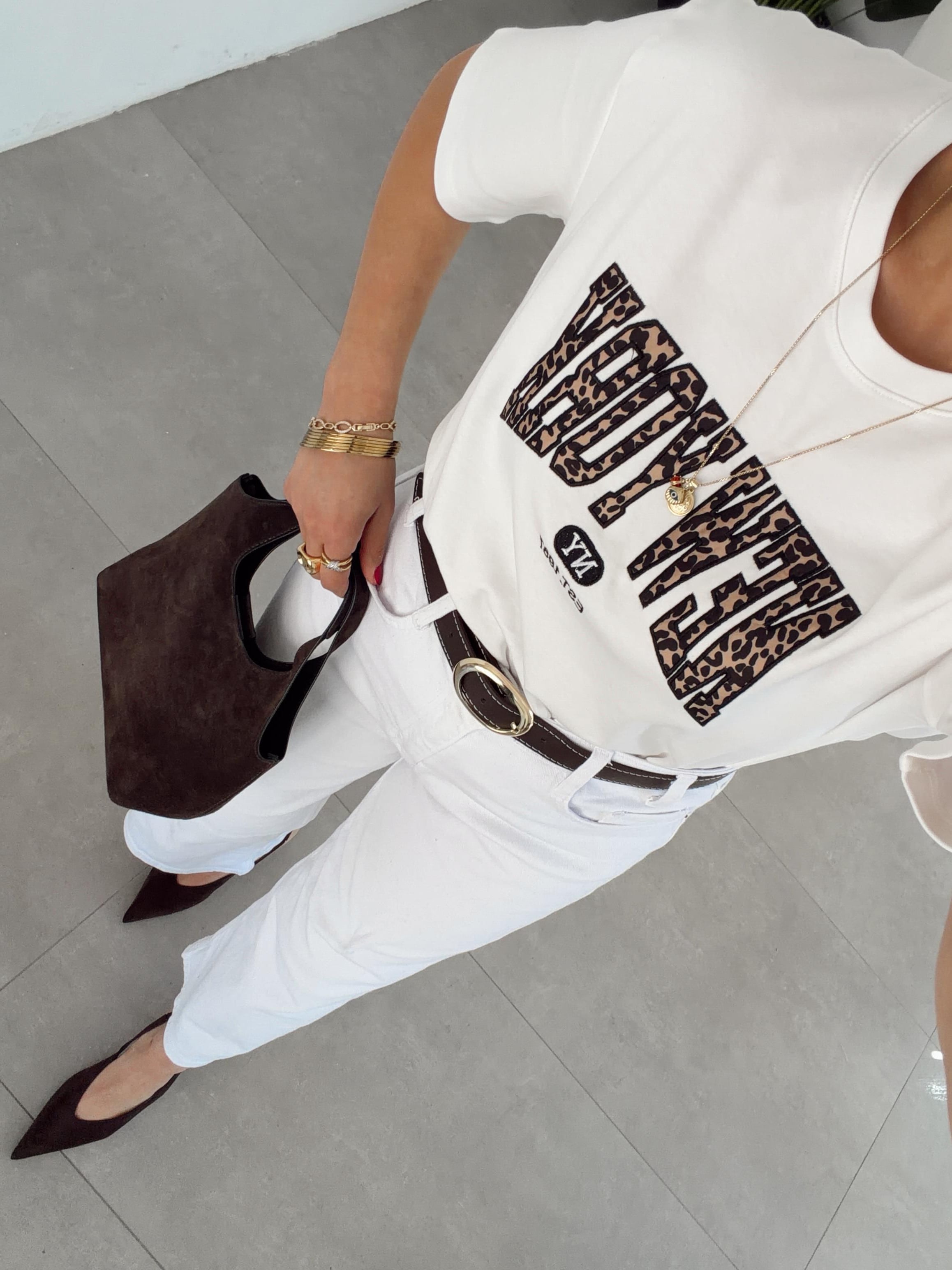 Ekru Leopar Yazılı Tshirt