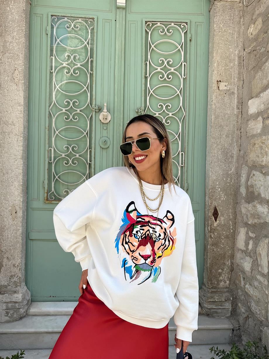 Ekru Nakışlı Kaplan Kafa Sweat