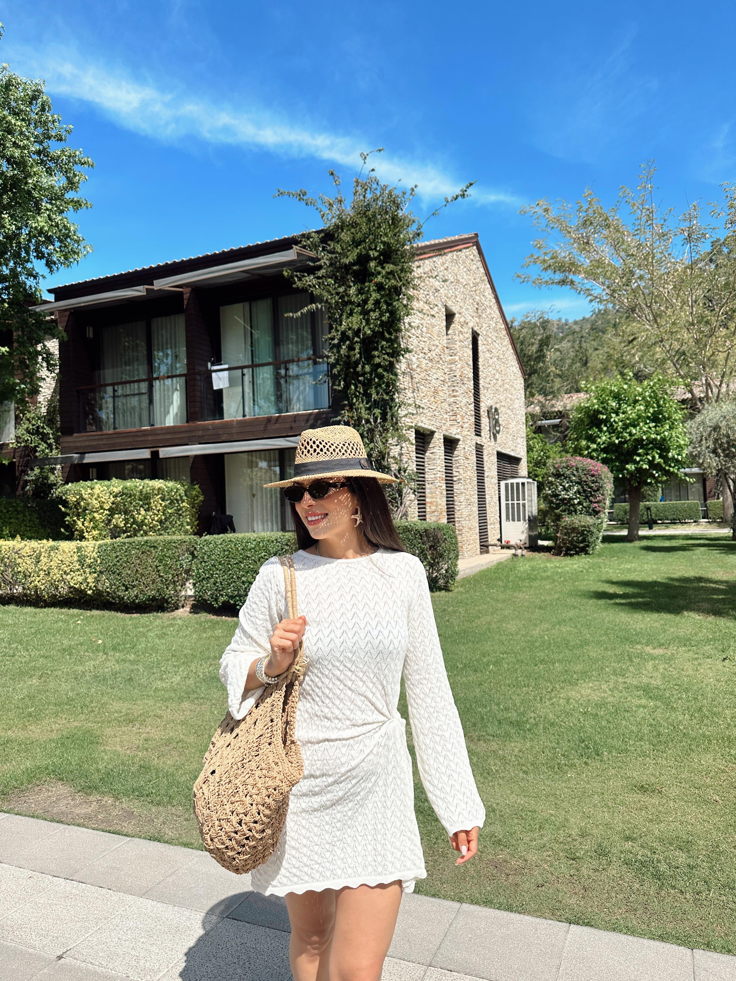 Ekru Örme Triko Elbise