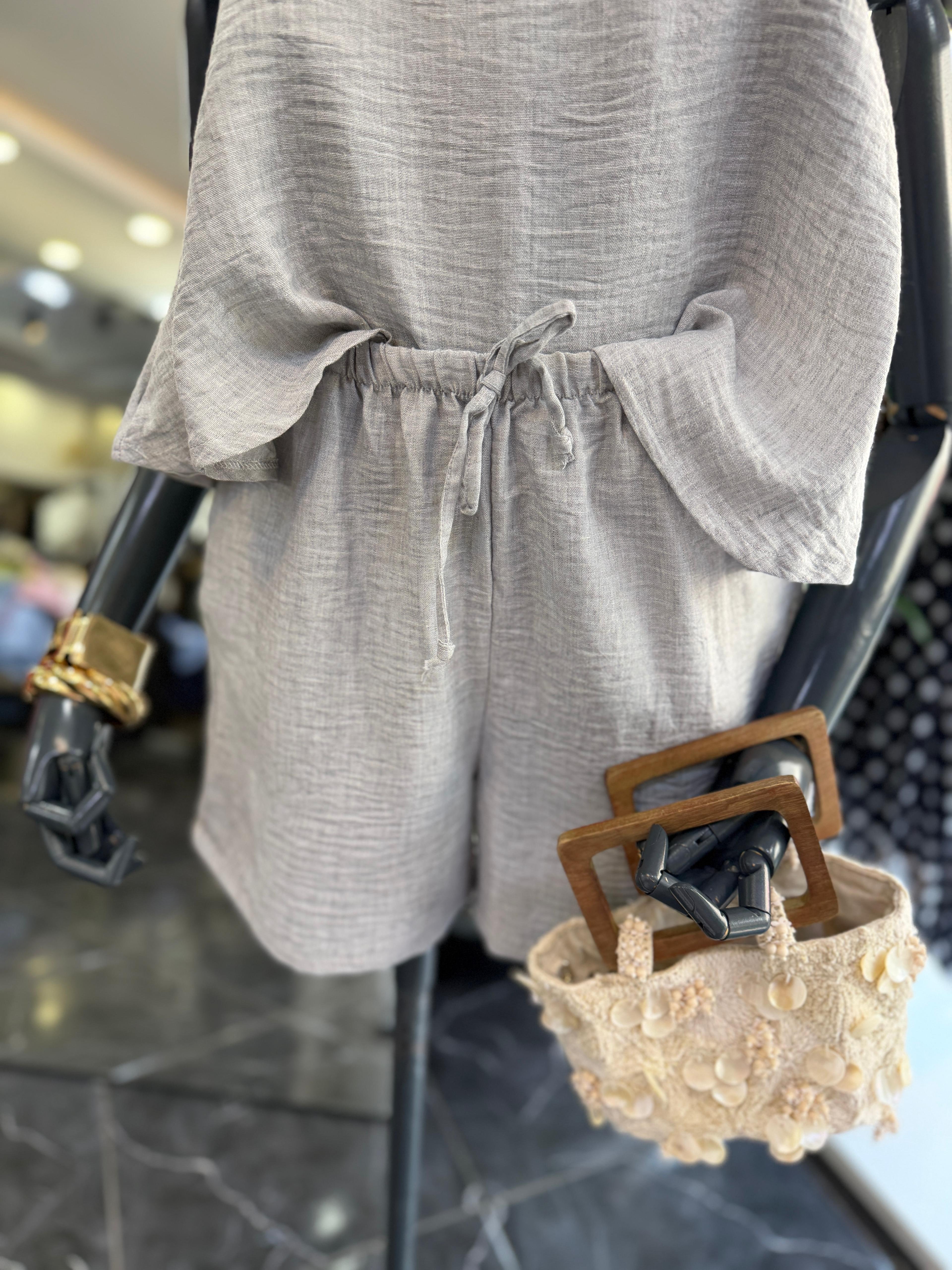 Gri Askılı Crop Bluz
